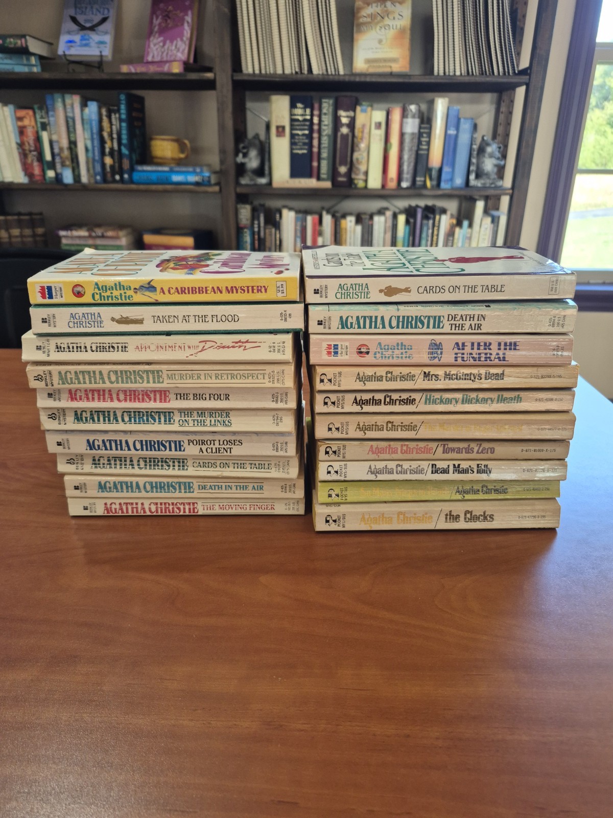 Lot Of 20 Agatha Christie PB