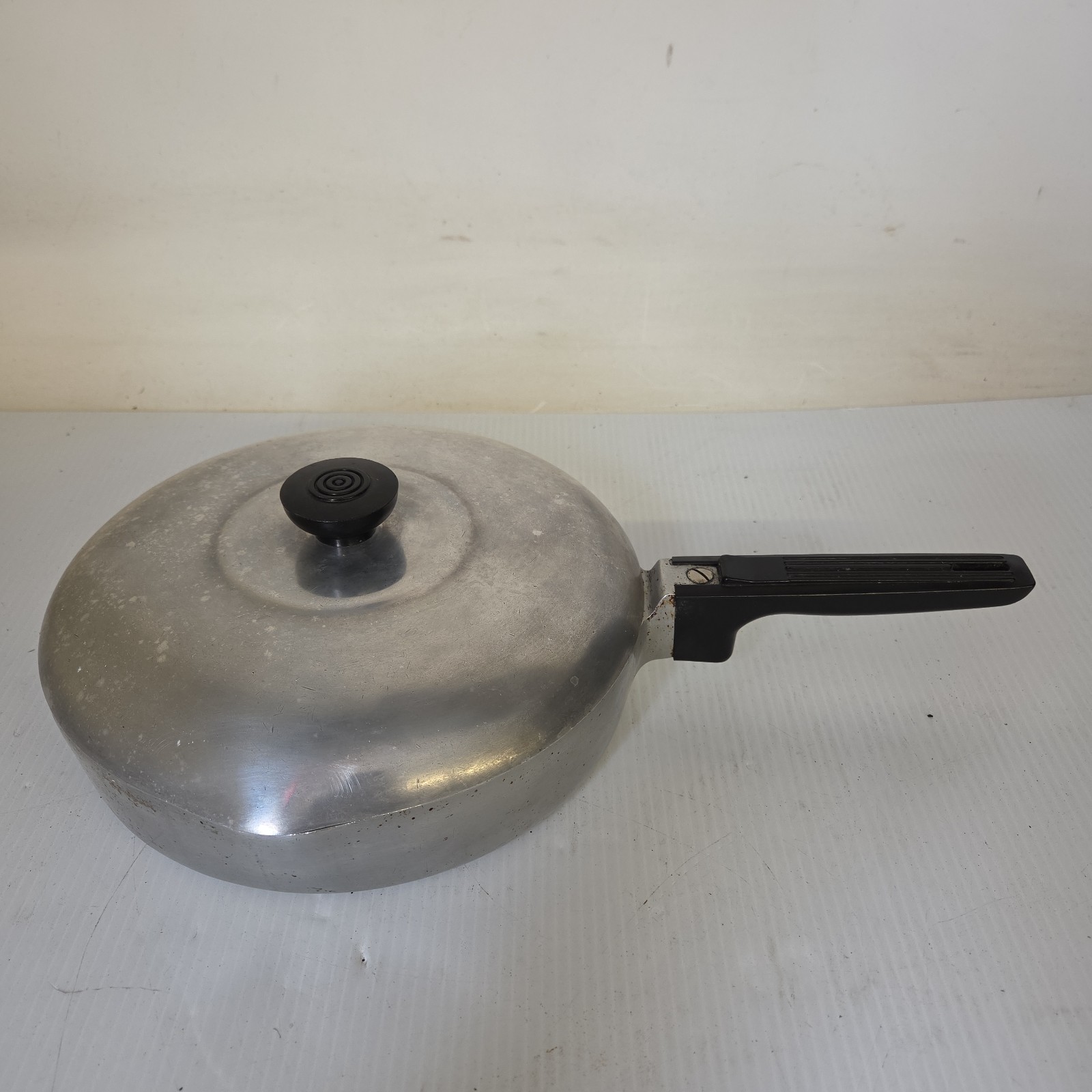 Vtg Wagner Ware Sidney O Magnalite 4508 P Skillet Frying Pan W/ Double-Spout Lid