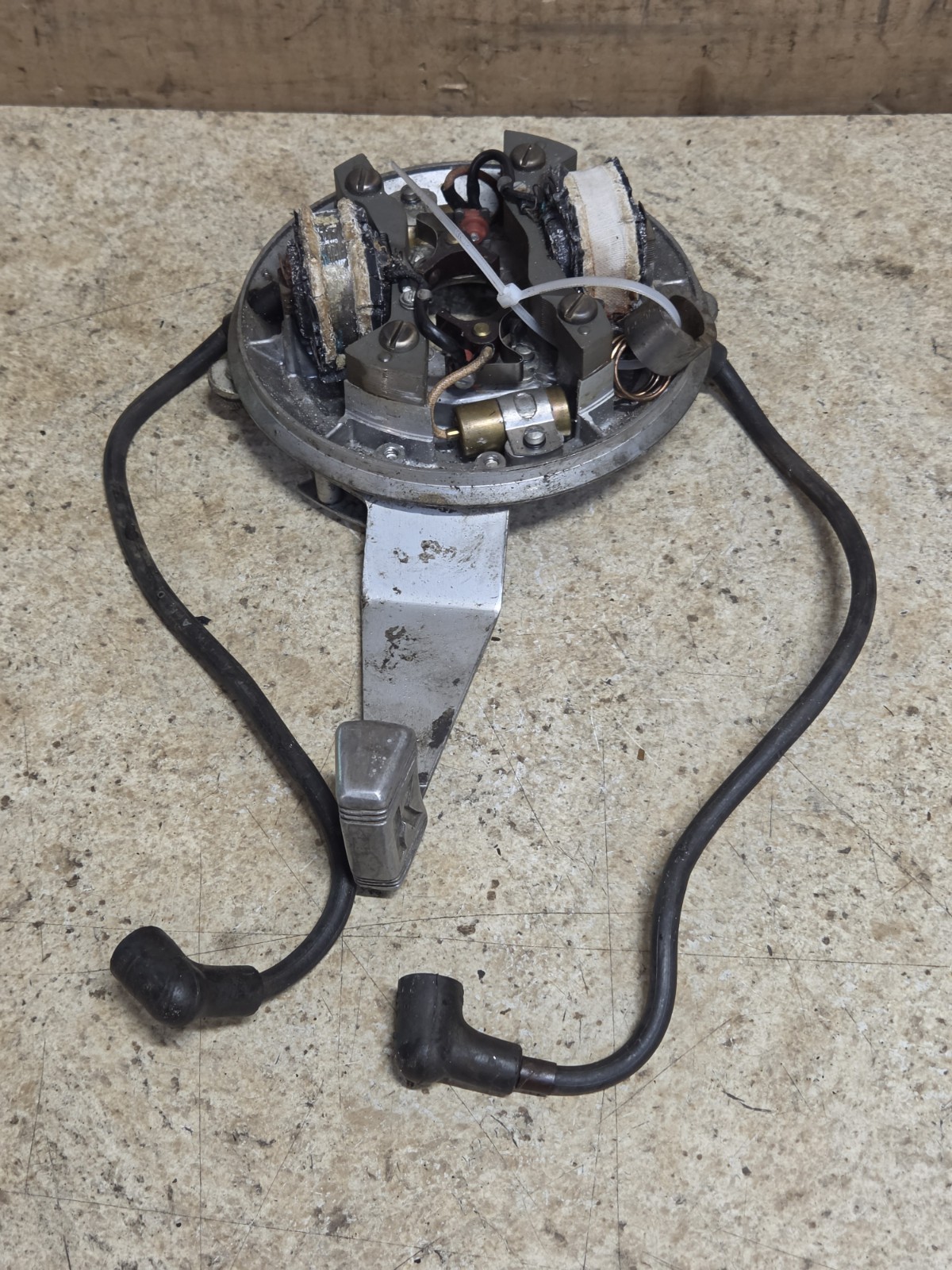 Vintage 1955 Kiekhaefer Mercury Mark 5 5hp Outboard Motor Magneto Plate Assembly Vintage 1955 Kiekhaefer Mercury Mark 5 5hp Outboard Motor Magneto Plate Assembly