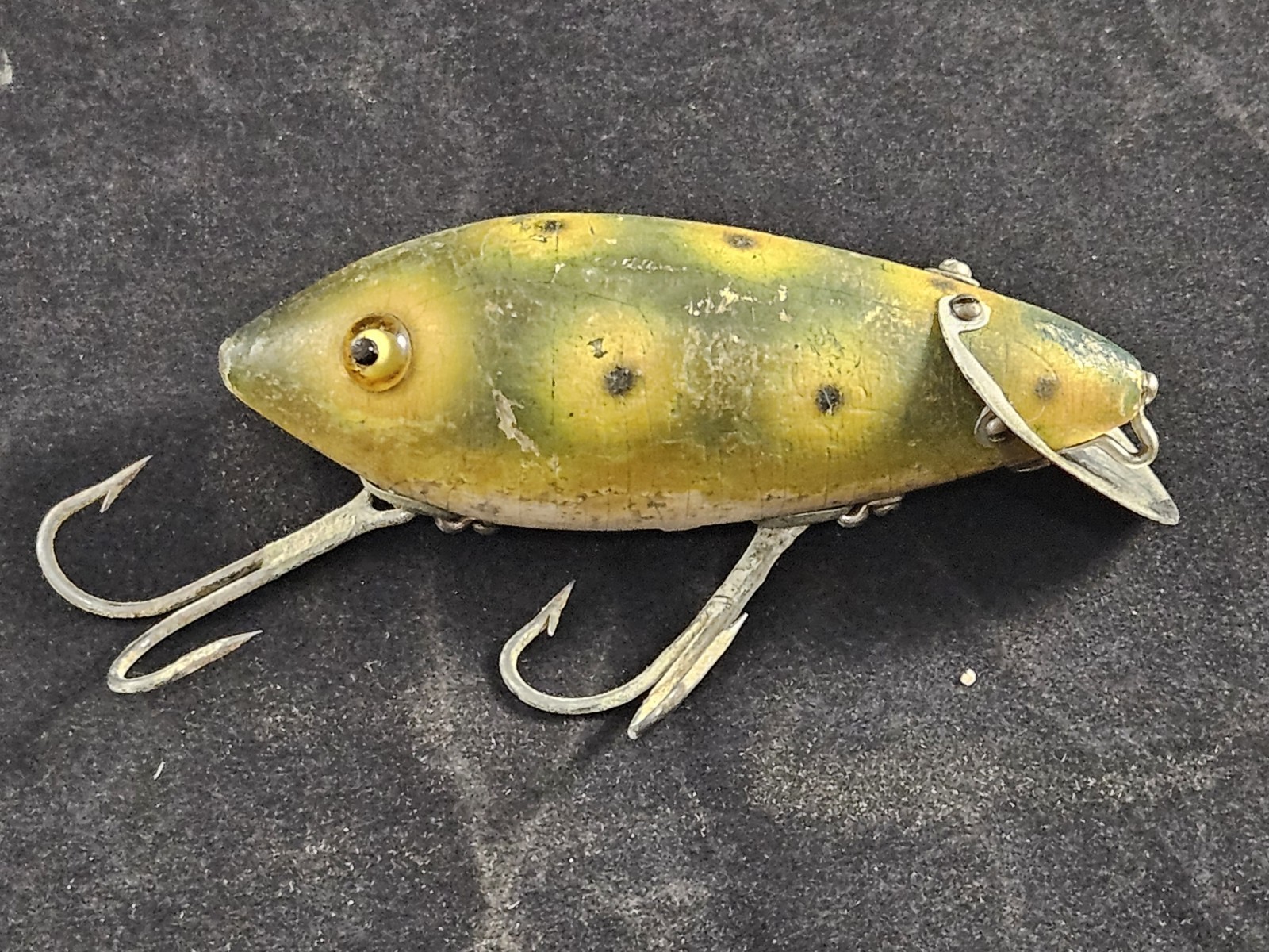 Vintage Heddon Dowagiac Crab Wiggler 3.25 Inch Diving Lure, Frog