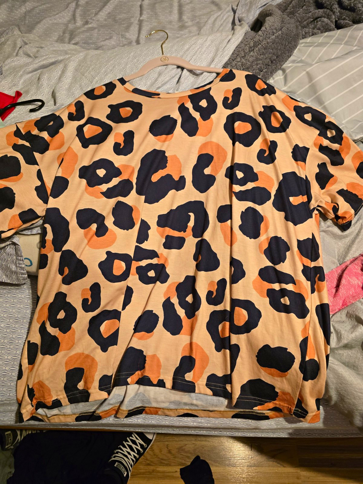 Women’s Plus Size 5XL Leopard Animal Print Crew Neck Short Sleeve Pullover Tee