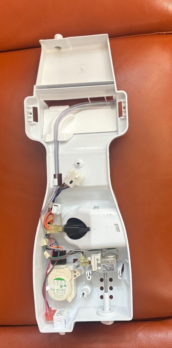 GE Refrig-tor Cold Control WR49X26875 & Timer WR9X502 Panel From M# GTE18GTHERWW