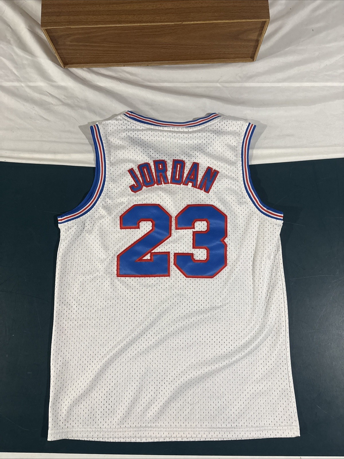 Michael Jordan Tune Squad Jersey Space Jam Champion Vintage #23 Kids XL Stitch