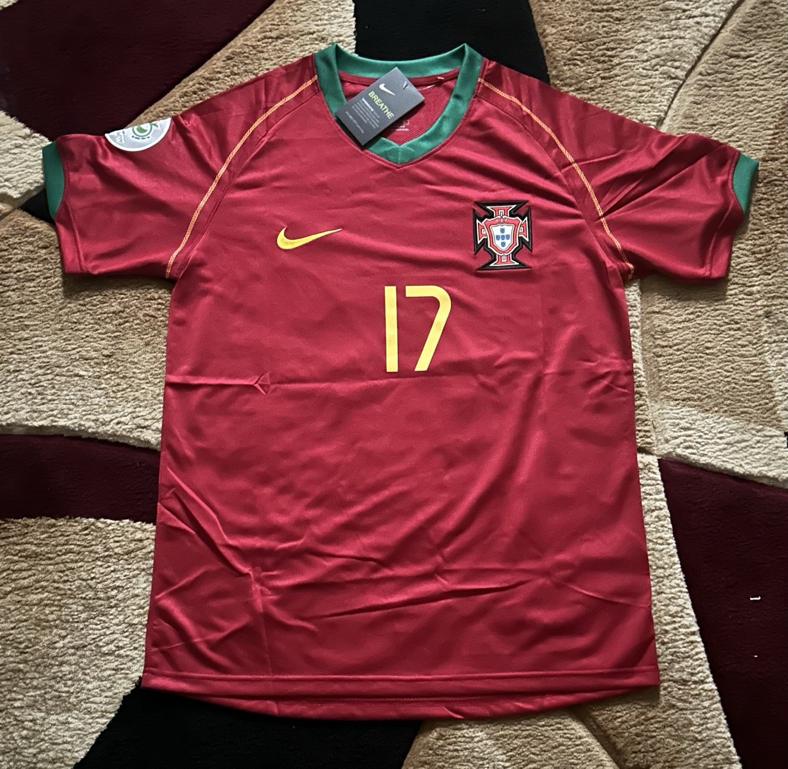 Portugal 2006 World Cup Home Jersey Ronaldo 17 Brand New Size L Portugal 2006 World Cup Home Jersey Ronaldo 17 Brand New Size L