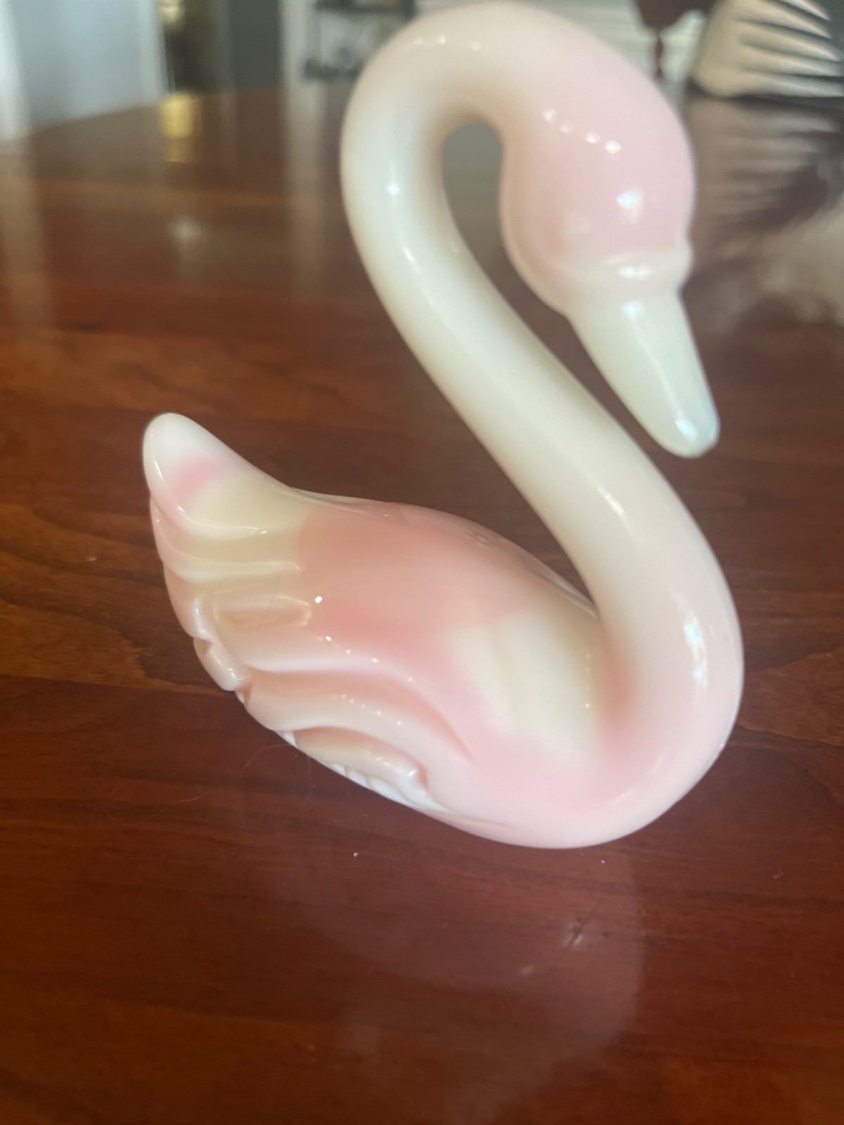 Fenton rosalene swan stunning. embossed logo. MInt condition Fenton rosalene swan stunning. embossed logo. MInt condition