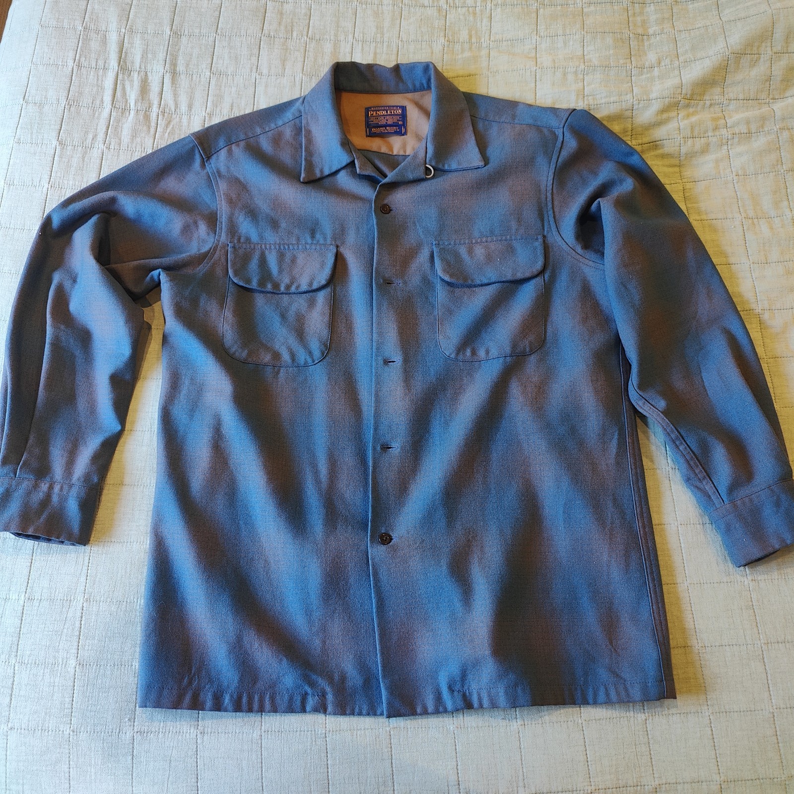 Pendleton Board Shirt Men\'s Blue 100% Wool Button-Up Long Sleeve Medium Pendleton Board Shirt Men\'s Blue 100% Wool Button-Up Long Sleeve Medium