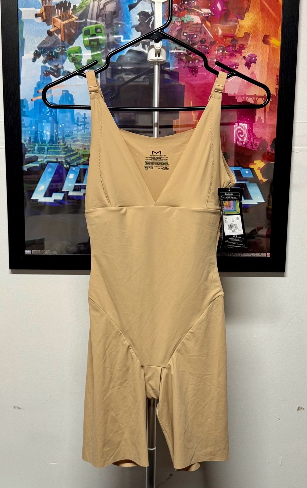 SUT3 Size Medium Maidenform Open Bust Firm Control Bodysuit Shapewear Beige NWT