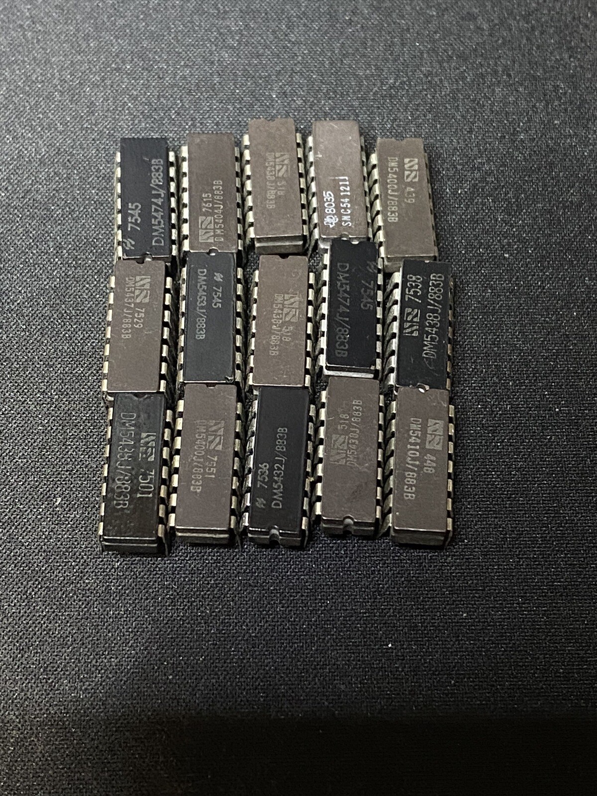 15 Mixed Lot Of 14-Pin Ceramic Dip IC DM5538J DM5474J DM5410J & Others 883B