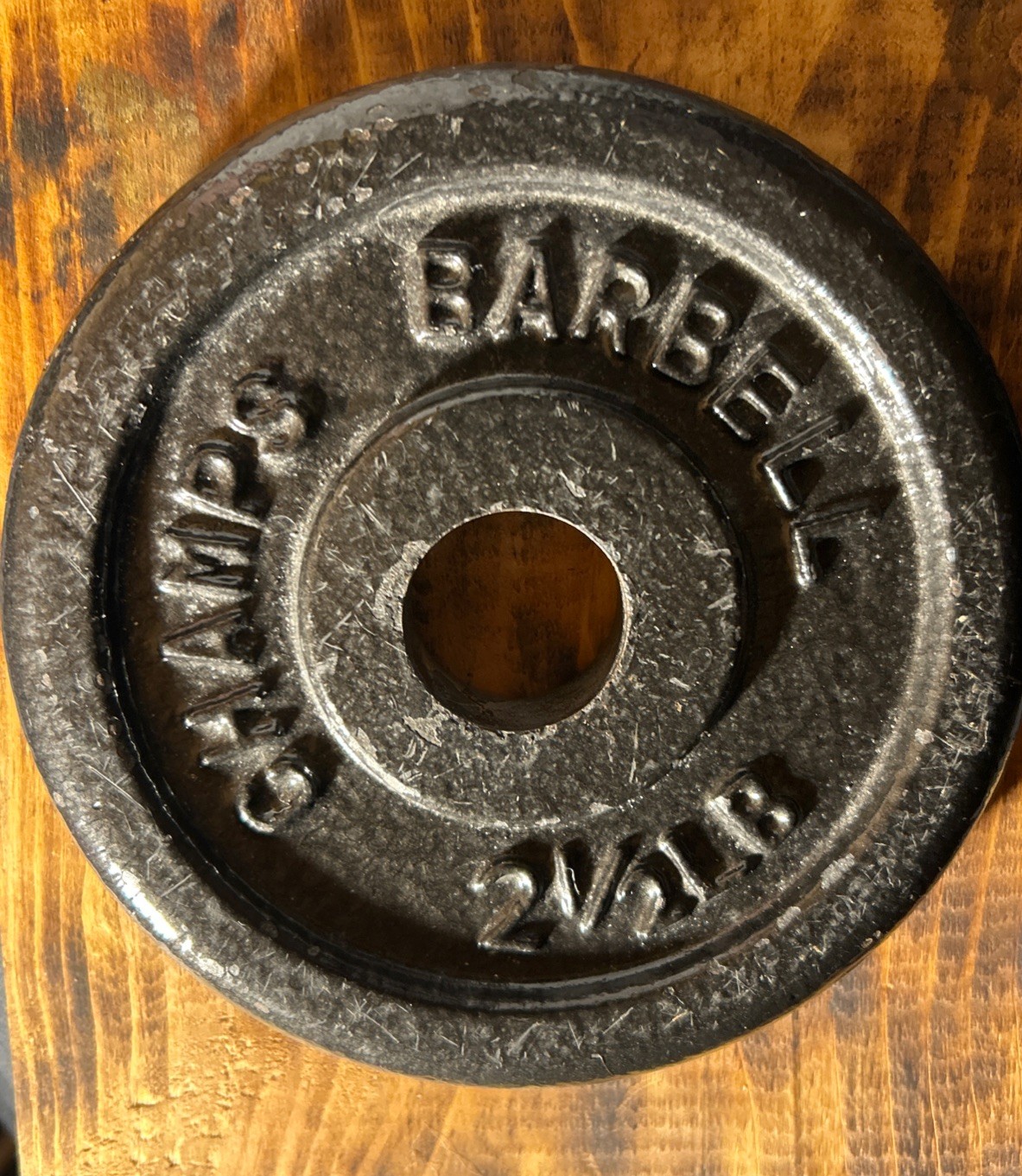 VTG Replacement Weight Plate. 2.5 lb Champs Iron Weigh-lifting Plate 1.13Kg VTG Replacement Weight Plate. 2.5 lb Champs Iron Weigh-lifting Plate 1.13Kg