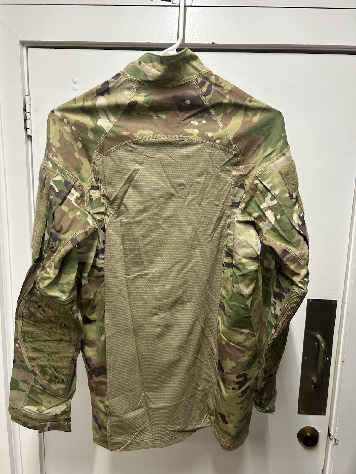 NEW Army Combat Shirt USGI OCP Multicam 1/4 Zip Top, Flame Resistant Size Medium