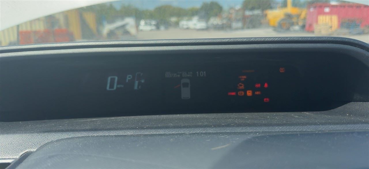 2014 Toyota Prius C VIN B3 MPH Speedometer Cluster OEM