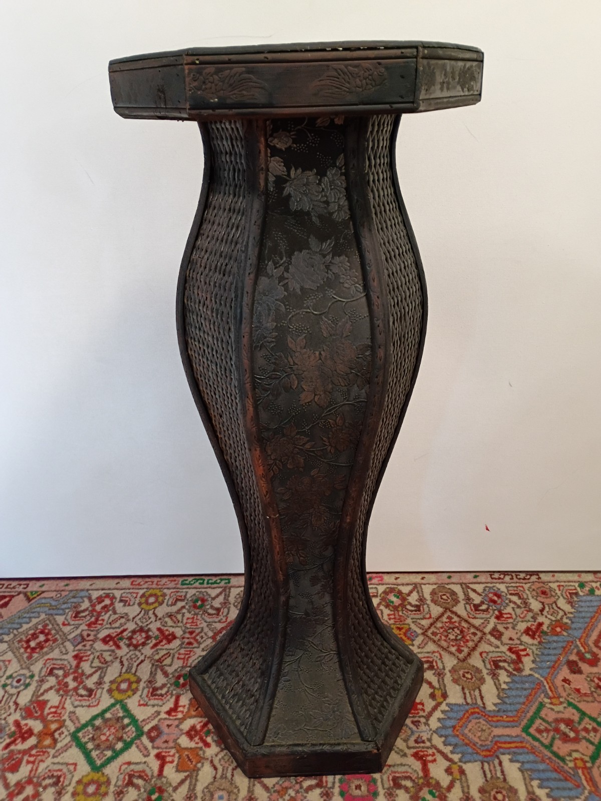 VINTAGE ASIAN STYLE WOODEN 26\ VINTAGE ASIAN STYLE WOODEN 26\