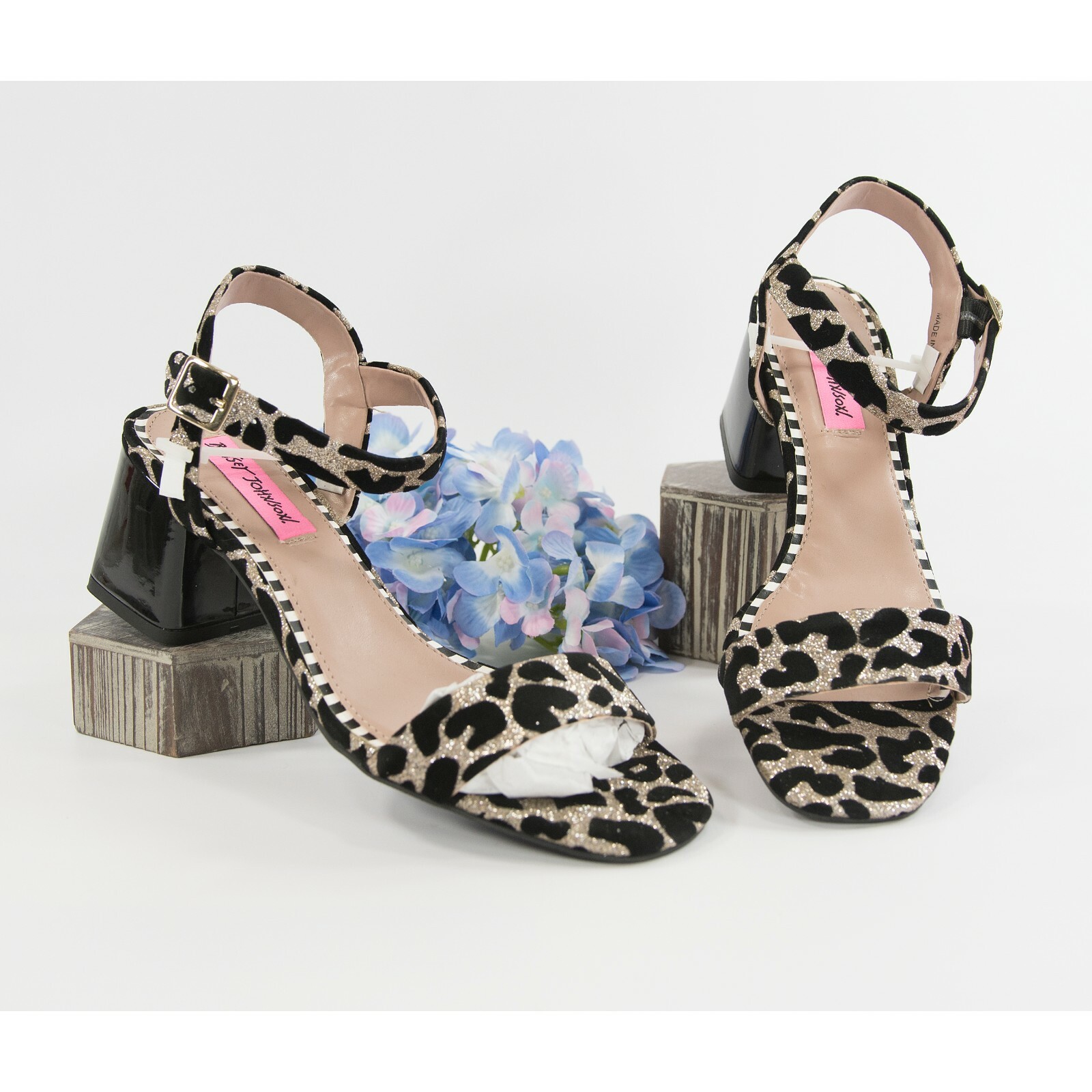 Betsey Johnson Deena Gold Leopard Ankle Strap Chunky Block Heels 7.5 NIB Betsey Johnson Deena Gold Leopard Ankle Strap Chunky Block Heels 7.5 NIB