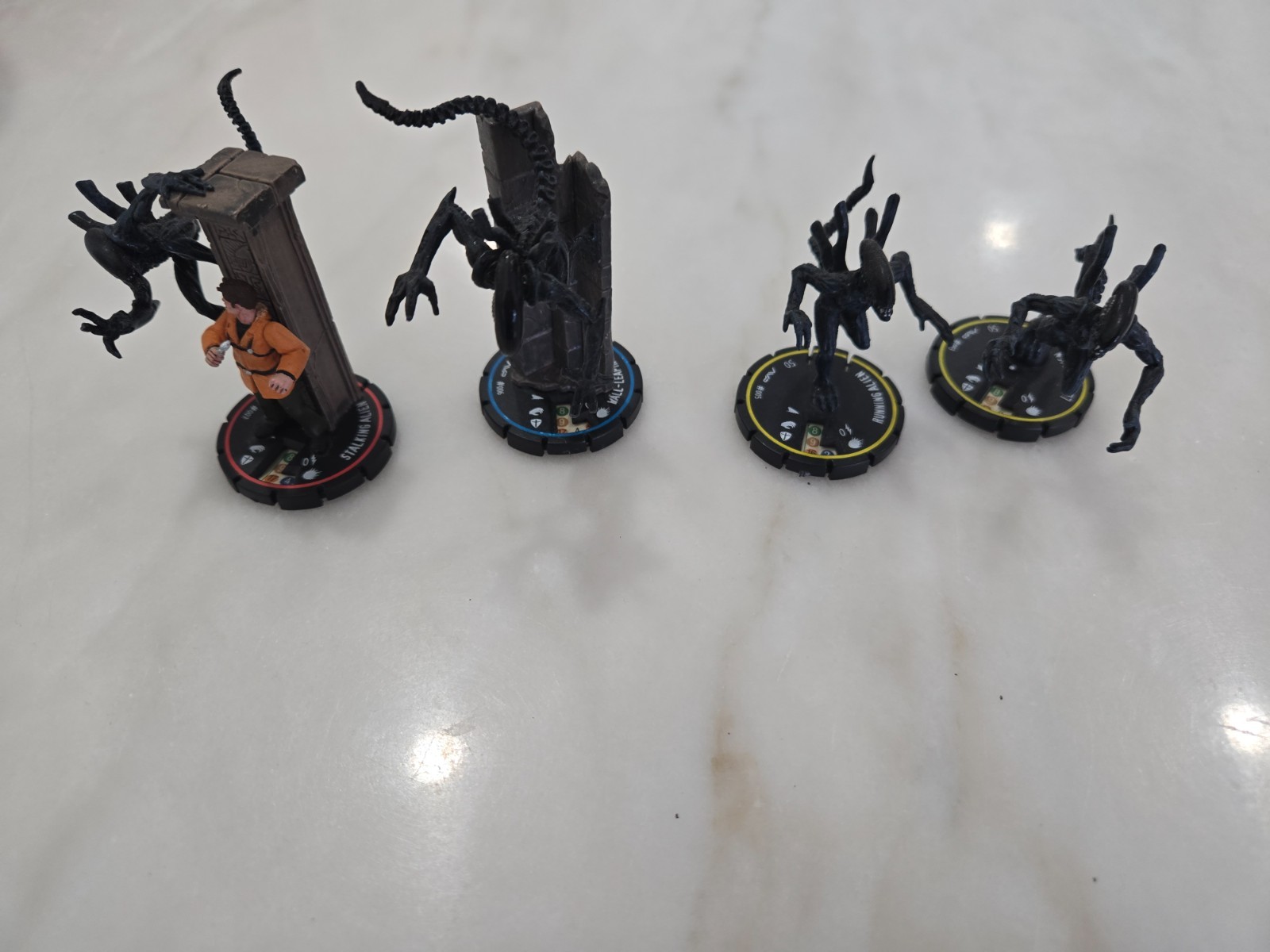 WizKids HorrorClix AVP lot of 4 Aliens (#003, #005, #006, #007) WizKids HorrorClix AVP lot of 4 Aliens (#003, #005, #006, #007)