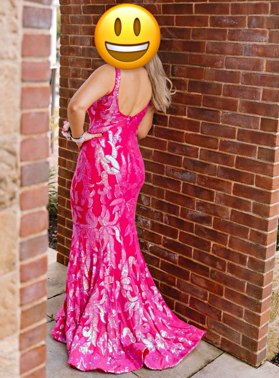 Jovani 3263 Size 4 Pink Sequin Mermaid Long Gown V-Neck Strappy Zip Jovani 3263 Size 4 Pink Sequin Mermaid Long Gown V-Neck Strappy Zip