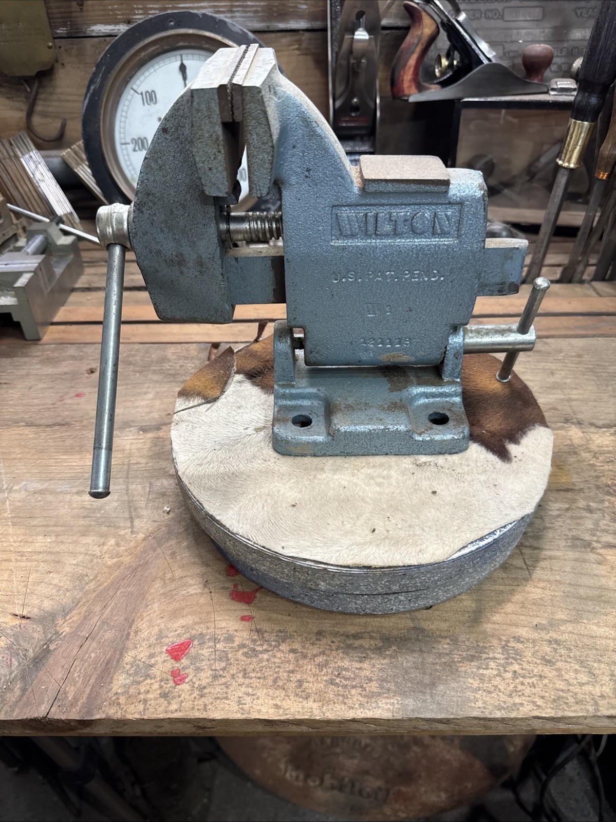 VINTAGE WILTON FLIP-GRIP II BENCH VISE 594-2 (4” Bench Vise )