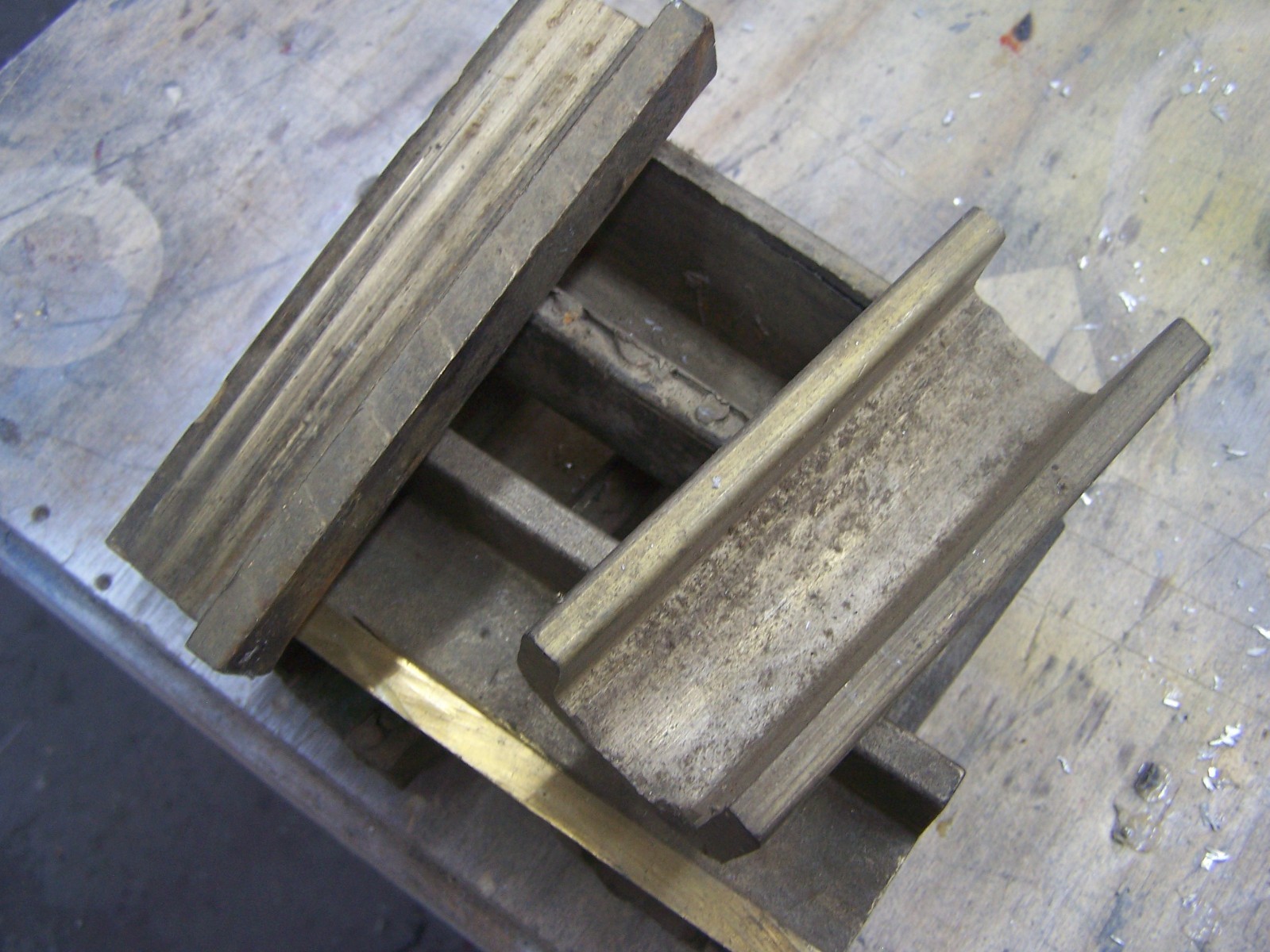 5+ pounds of Bronze for melting and casting 5+ pounds of Bronze for melting and casting