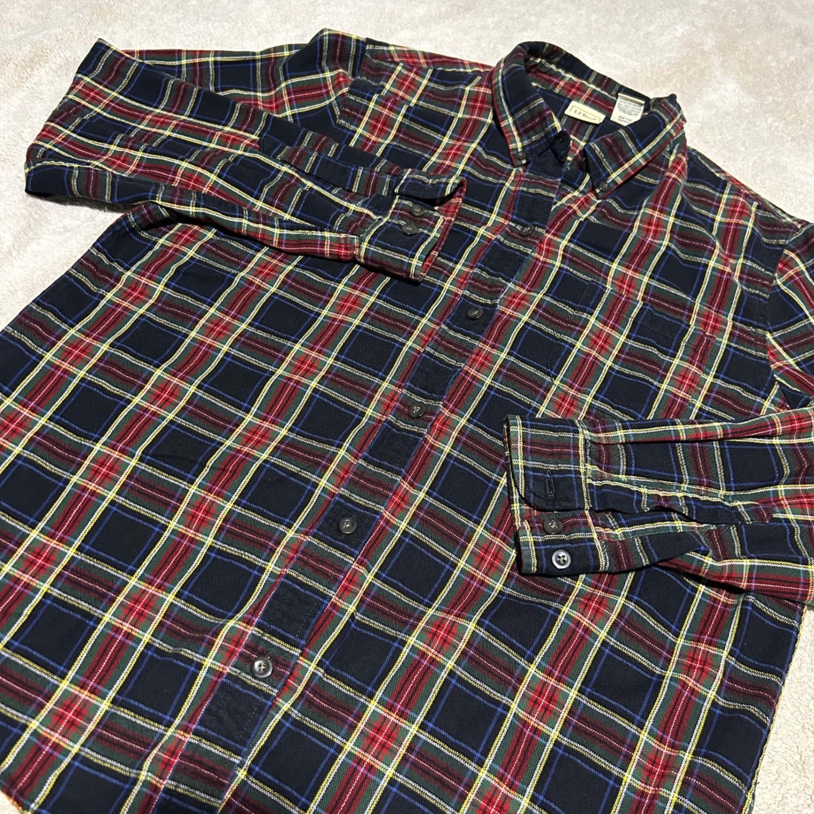 L.L.Bean Flannel Shirt Mens L Regular Navy Red Plaid Cotton Button Down 1133 L.L.Bean Flannel Shirt Mens L Regular Navy Red Plaid Cotton Button Down 1133