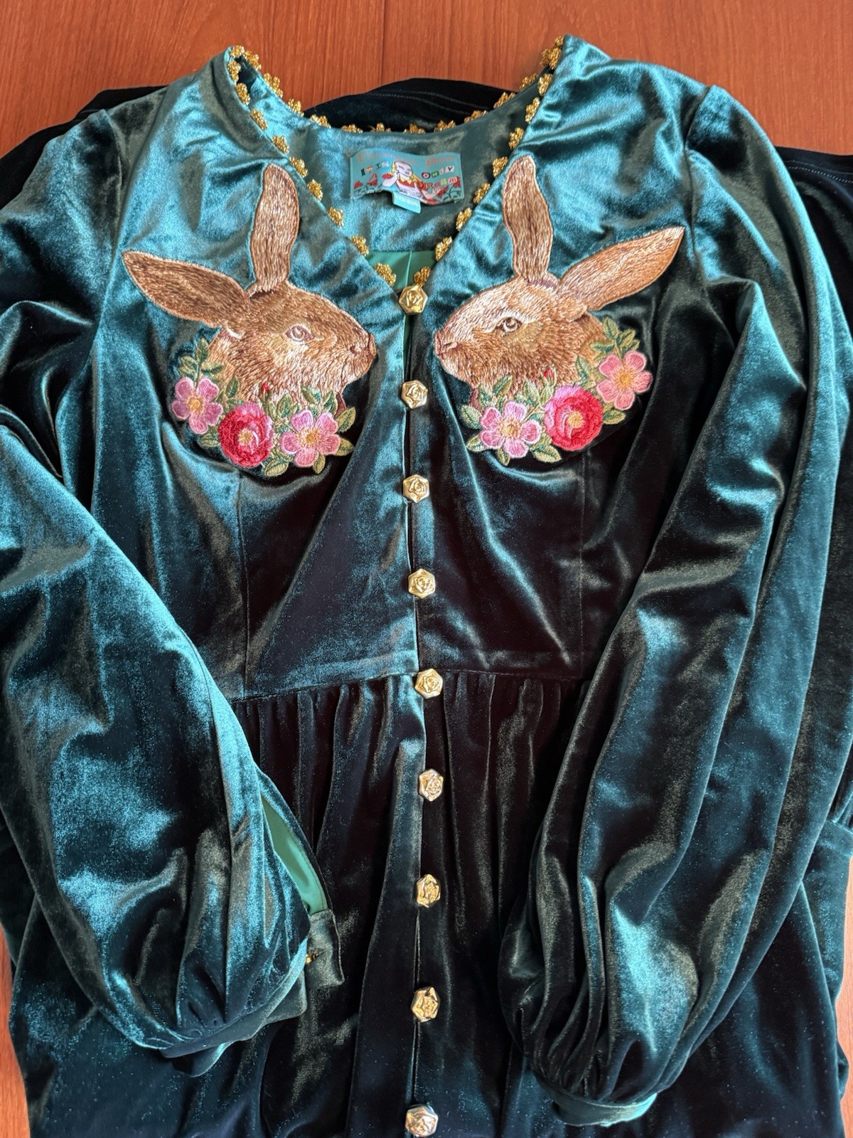 Unlogical Poem Velvet V-Neck Dress Emerald Green Embroidered Rabbit Alice M