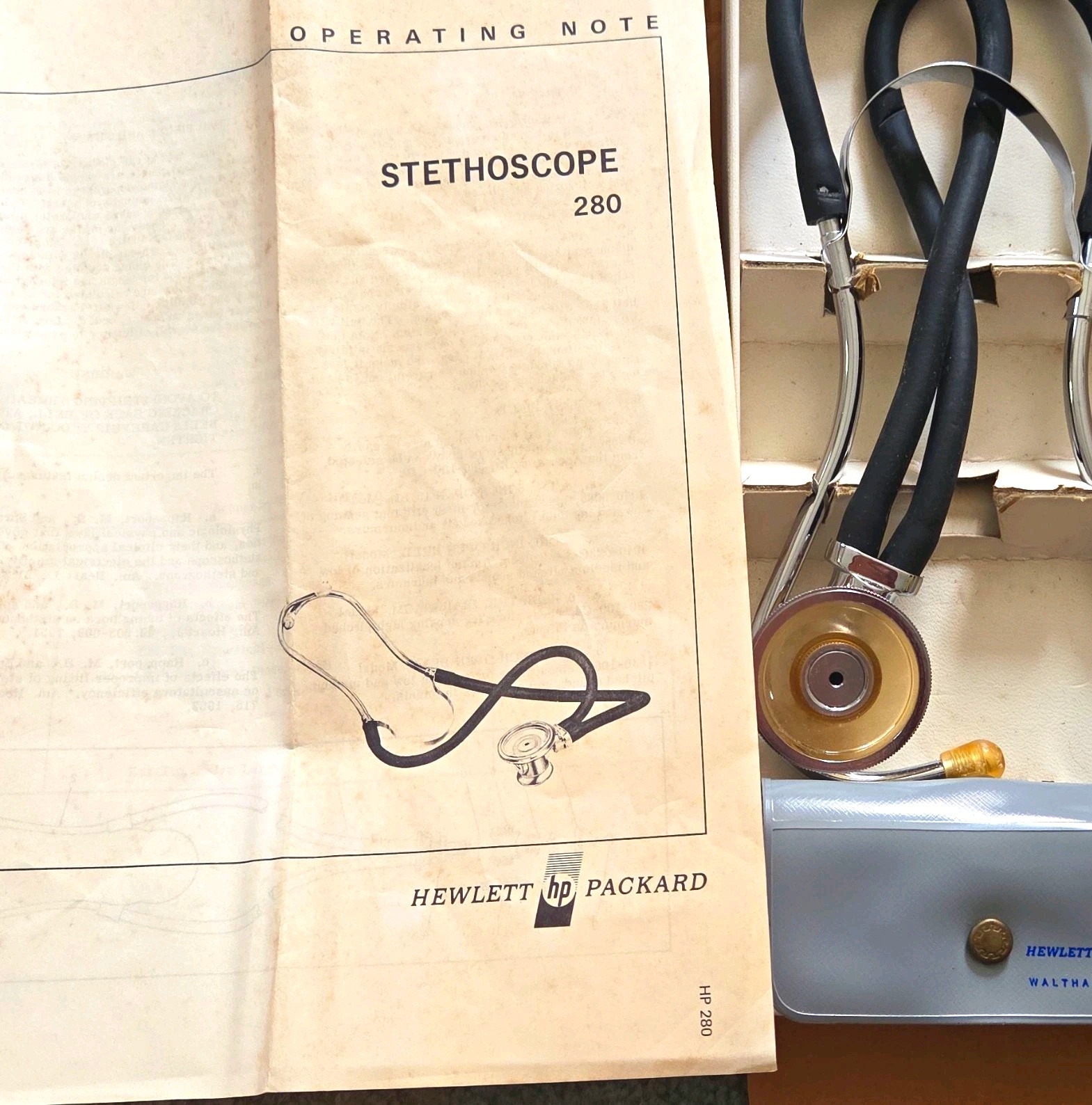 The Original vintage Hewlett Packard 280 Stethoscope Single Head Diaphragm The Original vintage Hewlett Packard 280 Stethoscope Single Head Diaphragm
