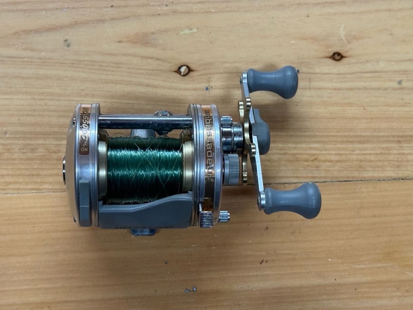 Abu Garcia Ambassadeur Ultra Cast UC 6500C Baitcasting Reel Right Hand