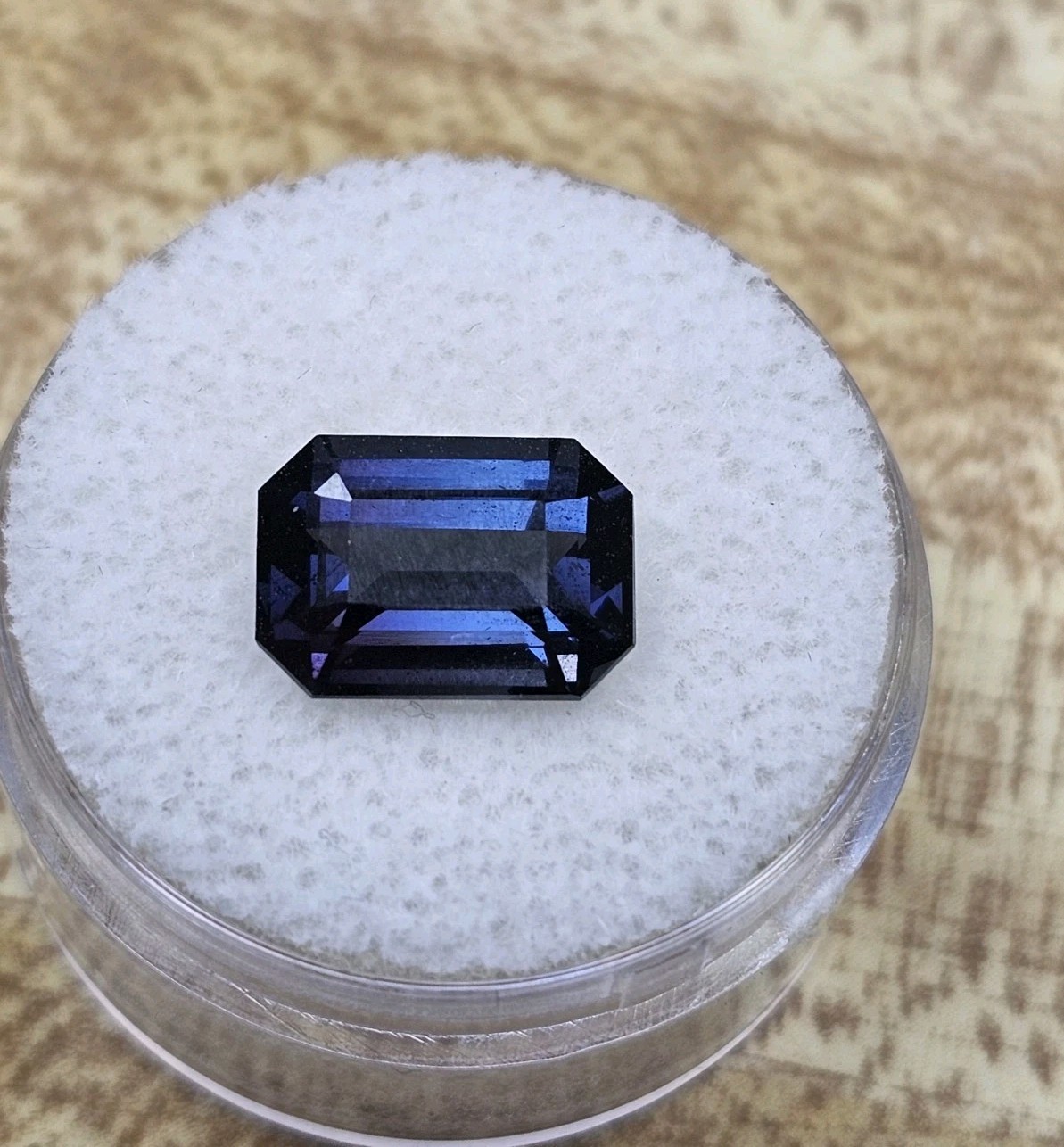 AIG CERTIFIED 4.65ct 100%Natural Earth-Mined COBALT BLUE SPINEL Tanzania NO-HEAT