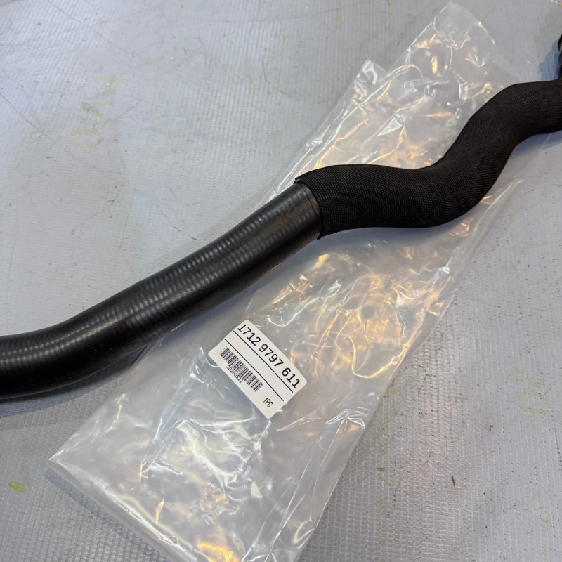 Upper Hose Fits BMW 2020-2025 17129797611
