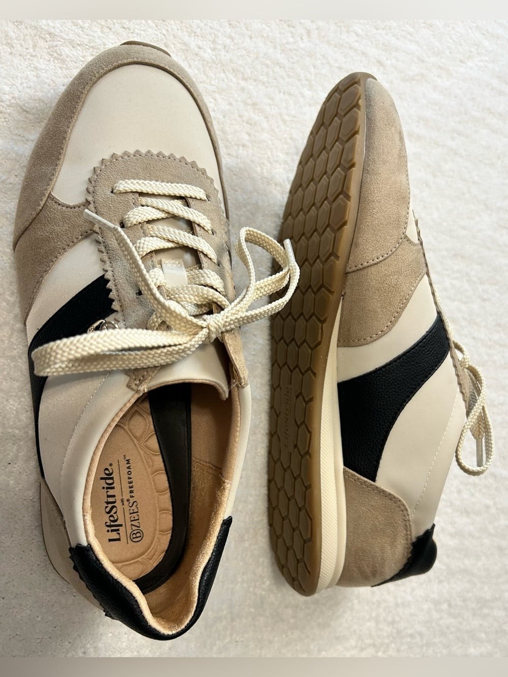 LifeStride Fearless BZees FreeFoam Sneakers Beige Black 9W New Unworn