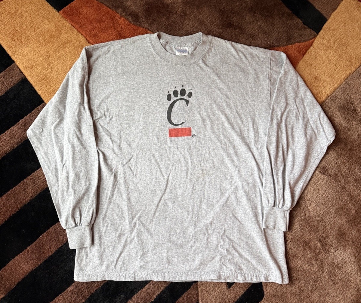 Vintage 90’s Y2K University Of Cincinnati Bearcats Long Sleeve Shirt XL Vintage 90’s Y2K University Of Cincinnati Bearcats Long Sleeve Shirt XL
