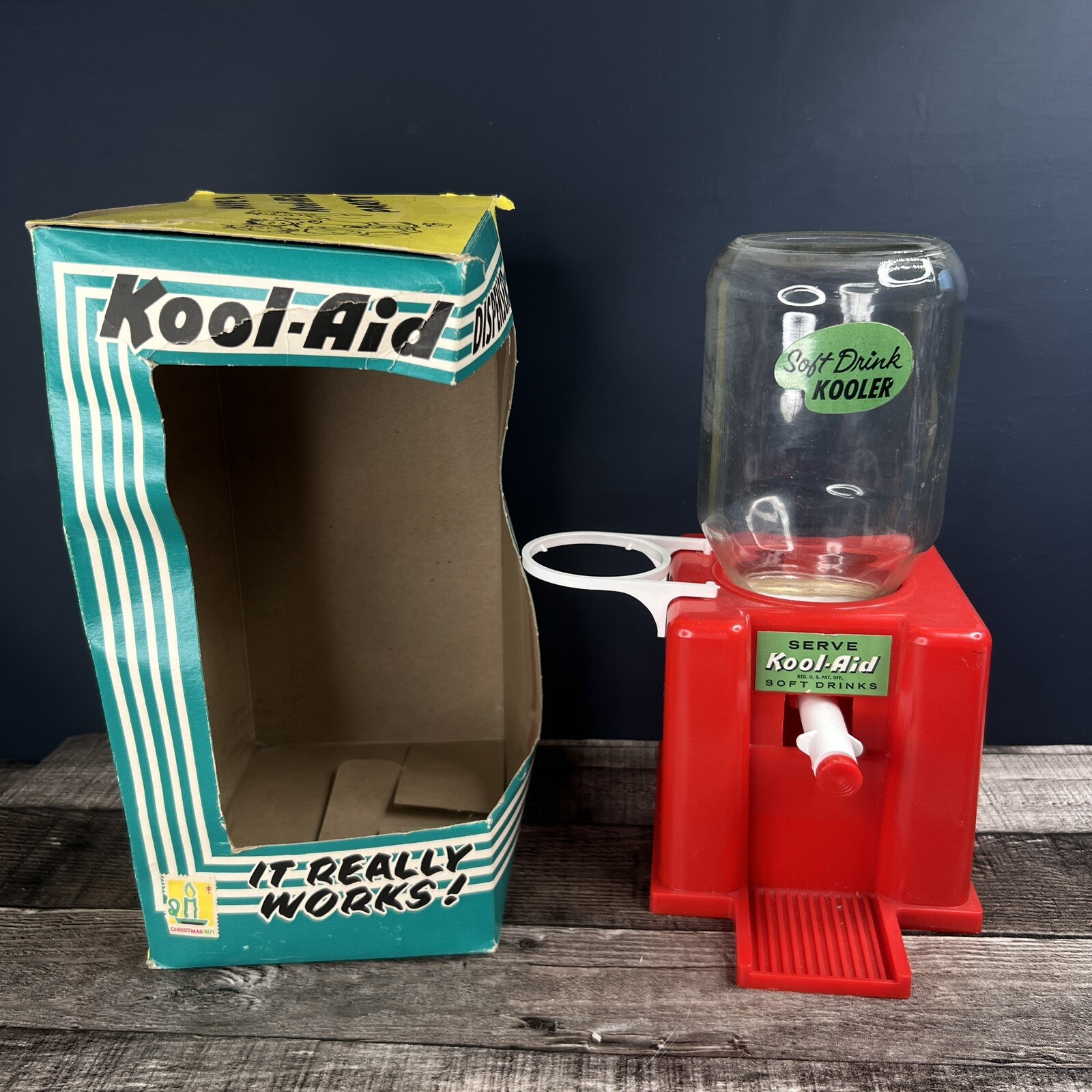 VTG 1960\'S KOOL-AID DISPENSER WITH BOX GLASS JAR MODEL 64 VTG 1960\'S KOOL-AID DISPENSER WITH BOX GLASS JAR MODEL 64