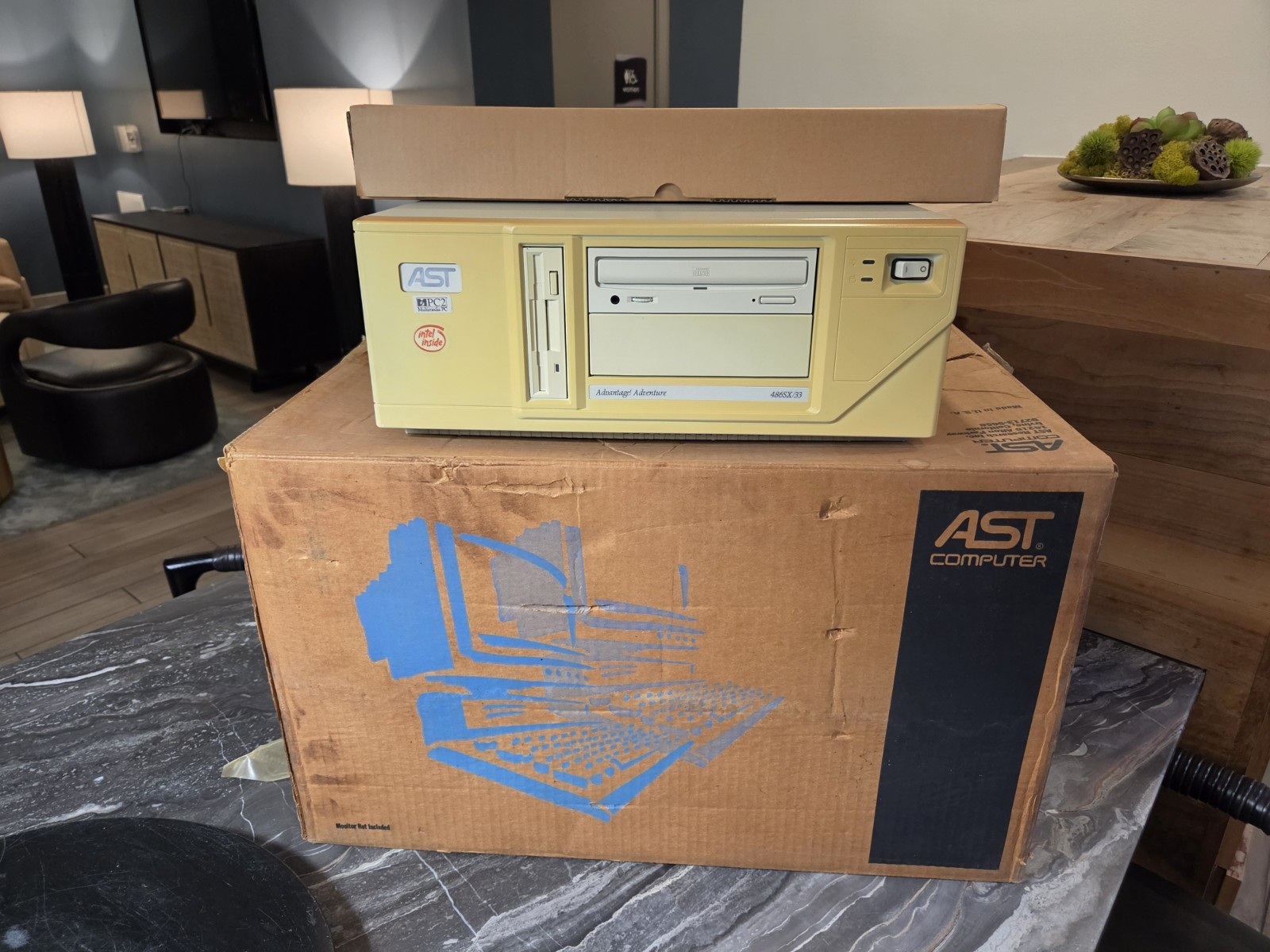 Vintage AST Advantage Adventure 486sx/33 Model 273 PC Boxed w/ NEW Keyboard OS Vintage AST Advantage Adventure 486sx/33 Model 273 PC Boxed w/ NEW Keyboard OS