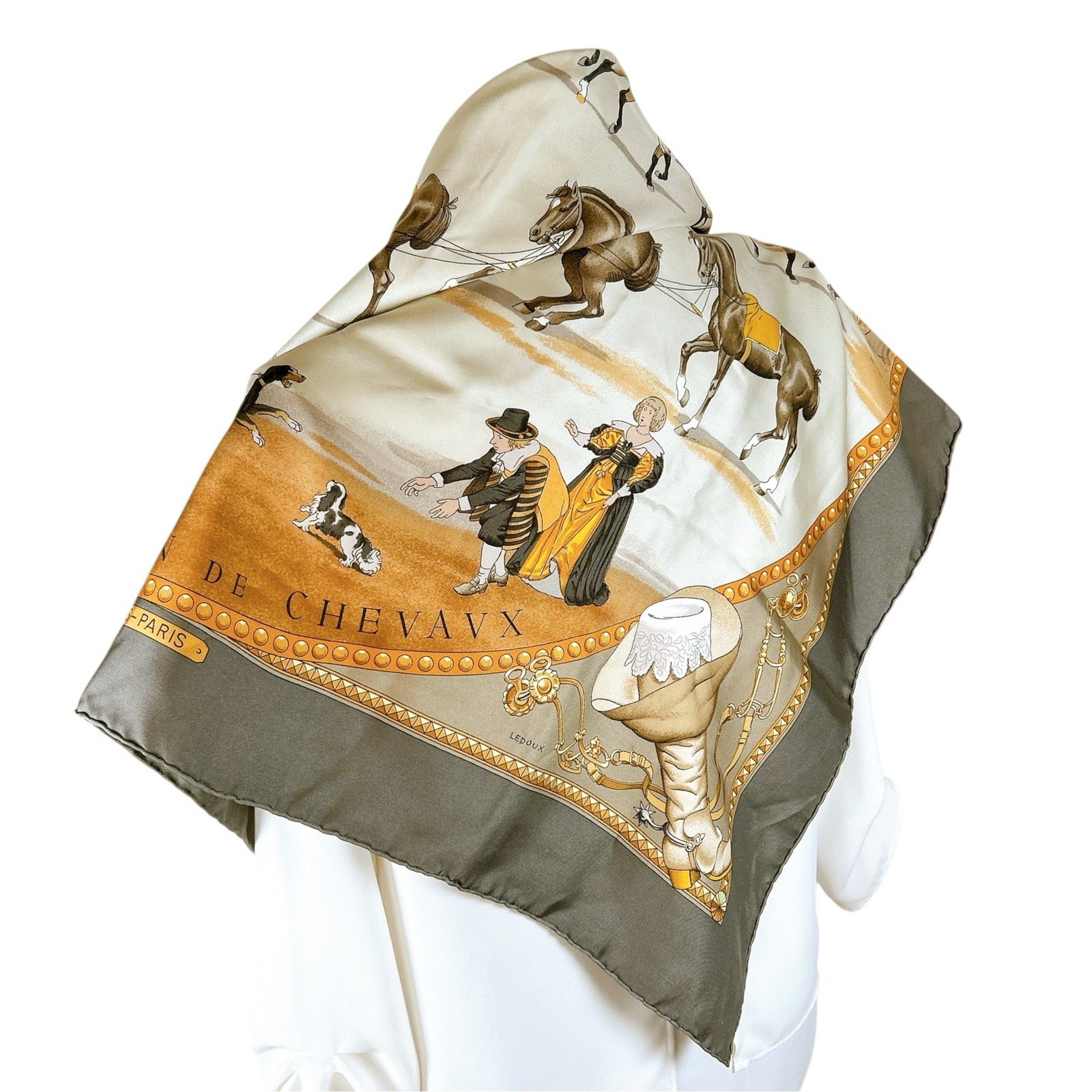 VTG HERMES Carre 90 Silk Scarf \ VTG HERMES Carre 90 Silk Scarf \
