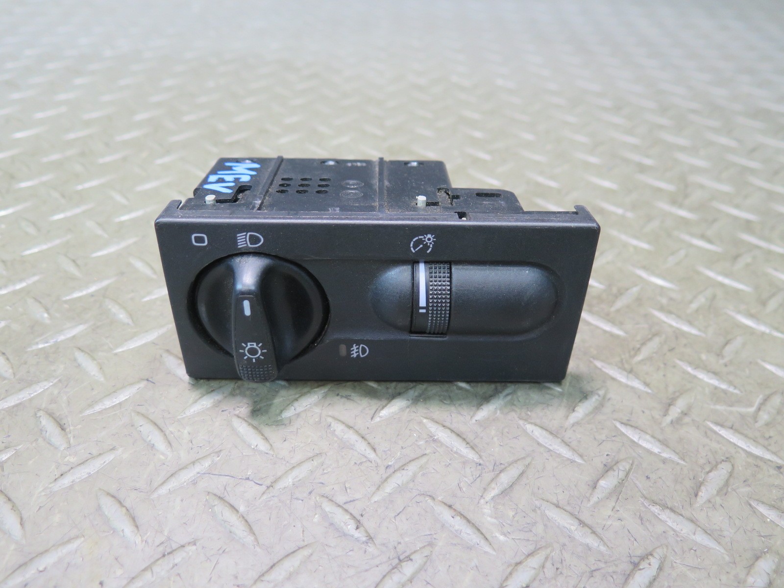 99-03 VW EUROVAN T4 HEADLIGHT FOG LIGHT DIMMER SWITCH 7D0941531T OEM