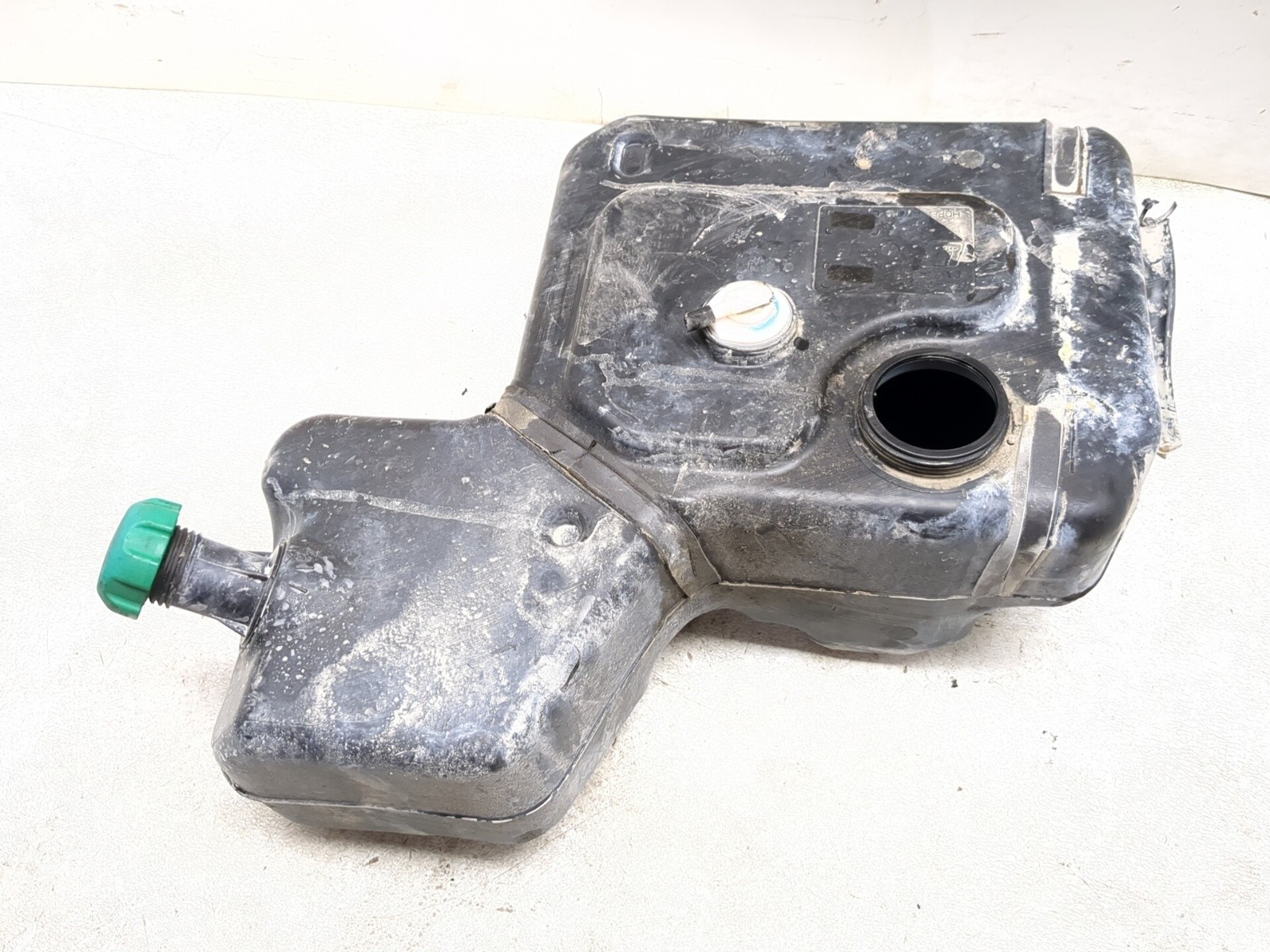 22-26 Polaris Pro XD Full-Size Diesel Crew Gas Fuel Tank 5459034