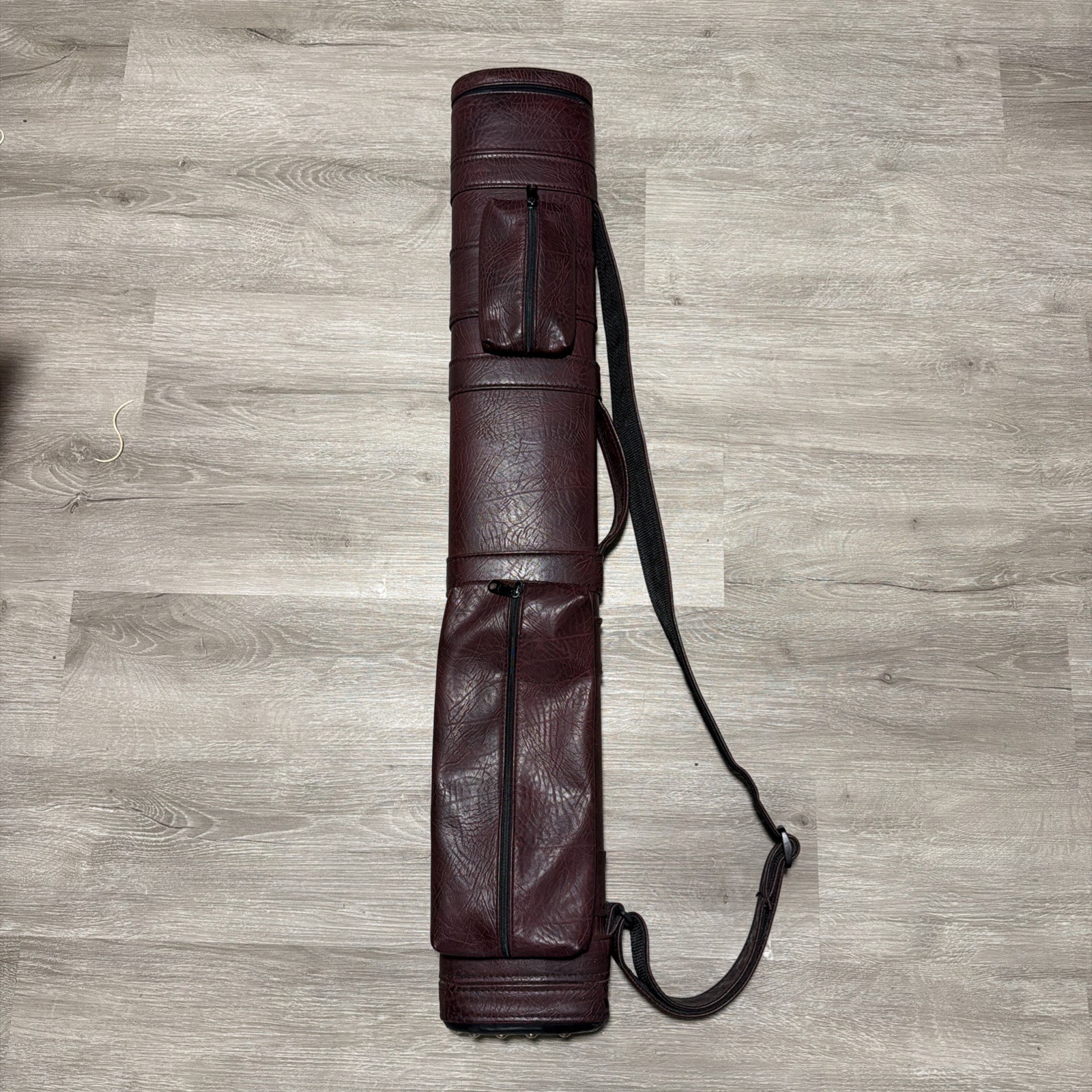Vintage Giuseppe 2x4 Pool Cue Case burgundy faux Leather Hard Shell 