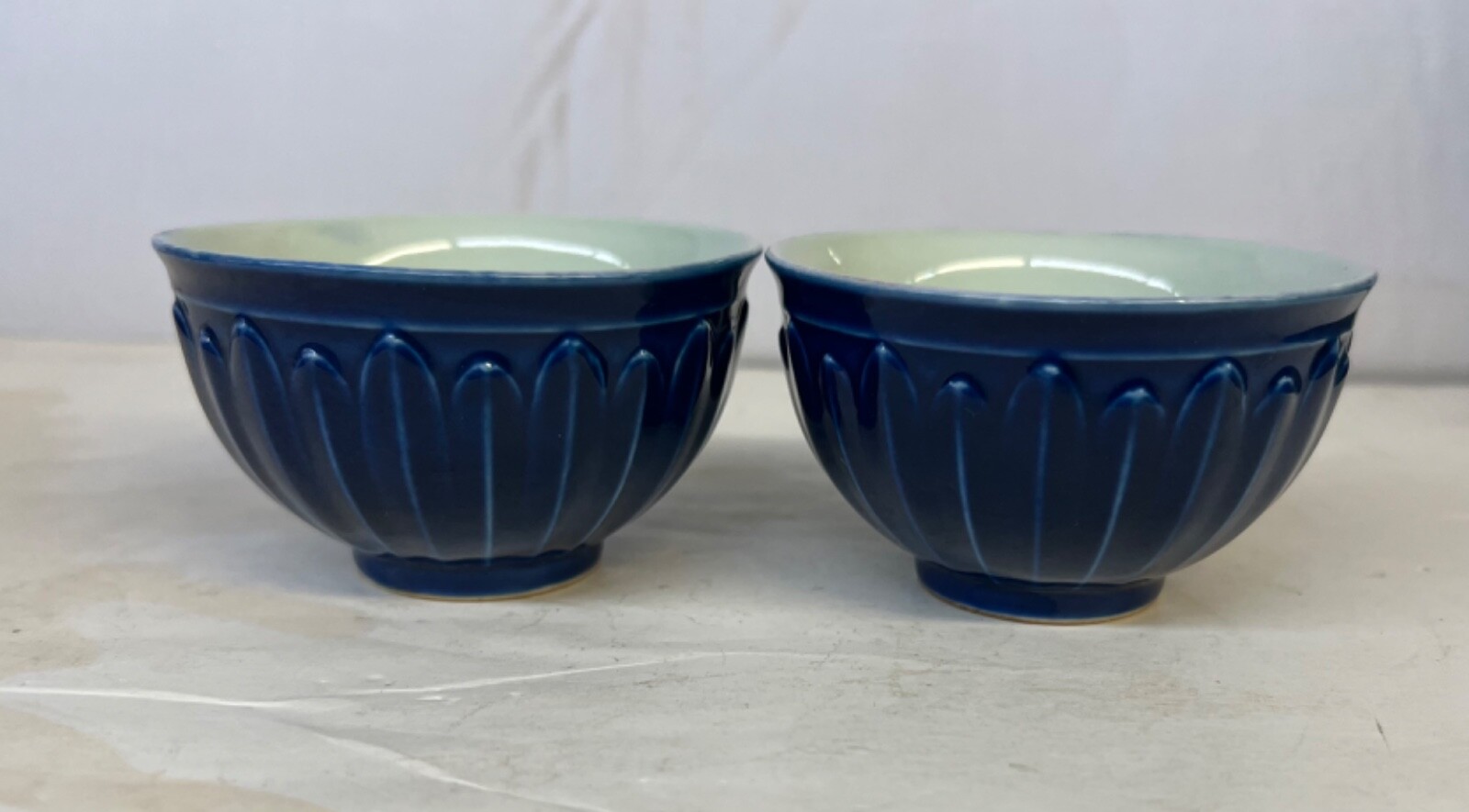 pair of chinese antique cup. Yongzheng. Dia 3 1/4 inches