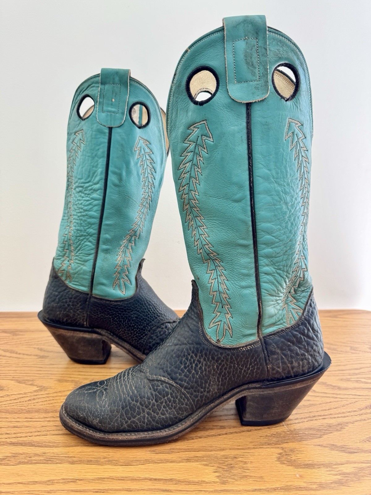 Men’s OLATHE 10 D Black/ Green 14” Tall Vintage Buckaroo Cowboy Boots USA 🇺🇸 Men’s OLATHE 10 D Black/ Green 14” Tall Vintage Buckaroo Cowboy Boots USA 🇺🇸