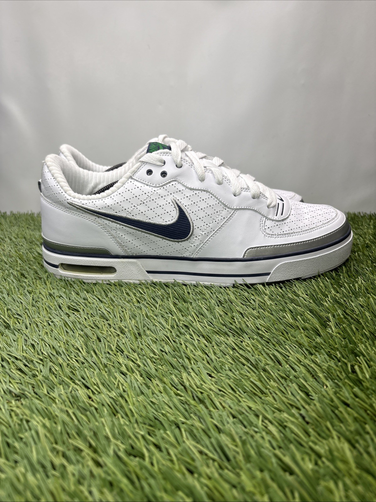 Rare Nike Air Low Captivate Men’s Size 13 White Blue Silver  313535-143
