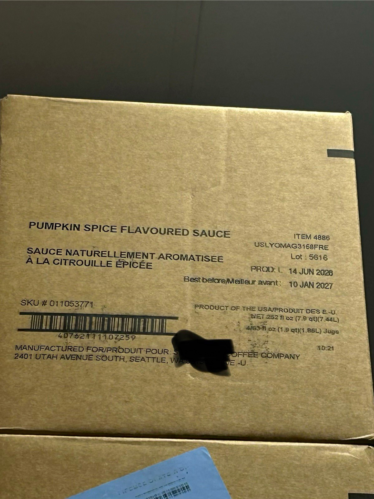 SB Pumpkin Spice Sauce SEALED CASE X4 63.5 fl oz Bottles BB 10 Jan 2027 SB Pumpkin Spice Sauce SEALED CASE X4 63.5 fl oz Bottles BB 10 Jan 2027
