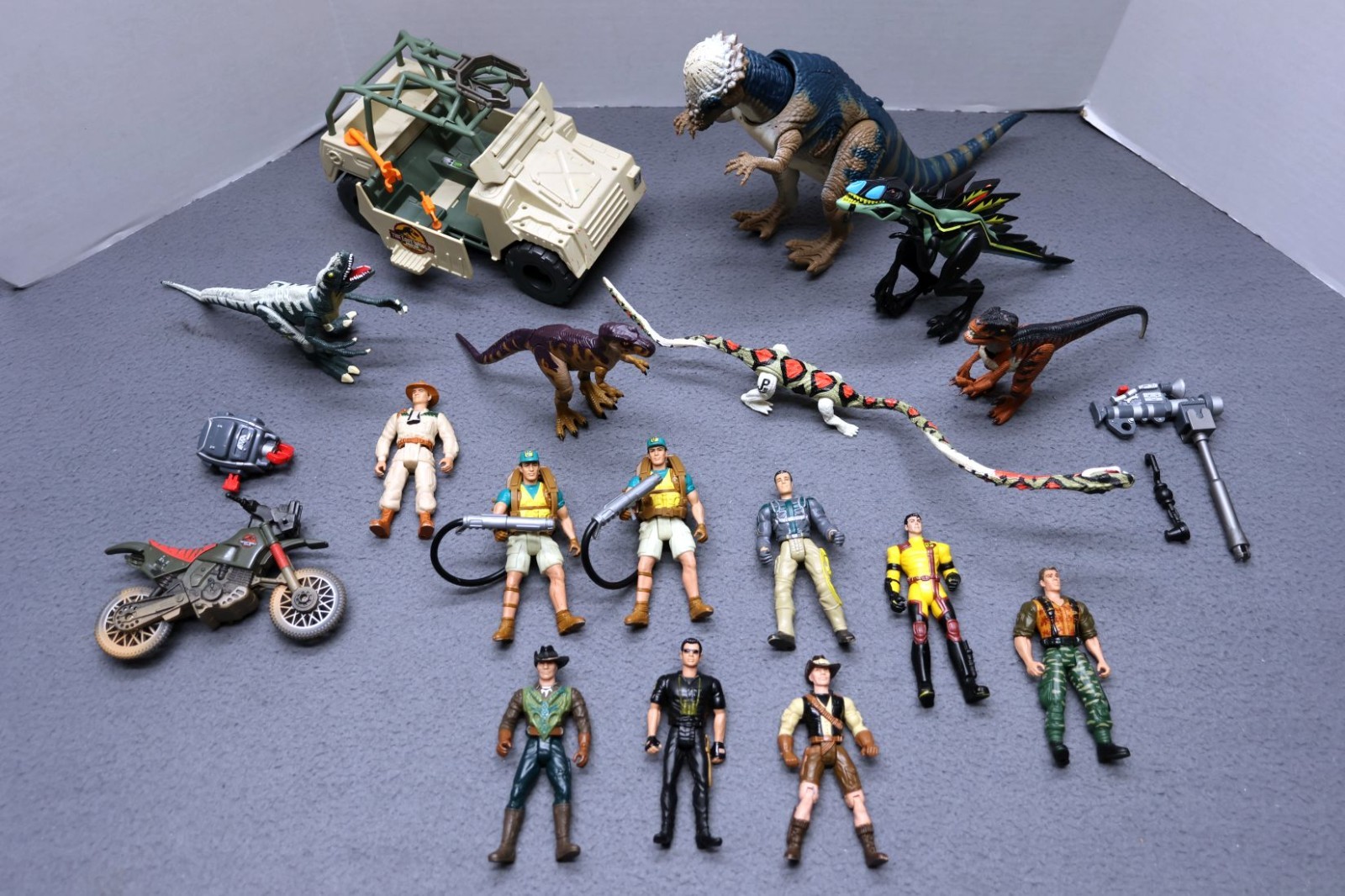 Vintage 90s Jurassic Park Lost World Dinosaur Action Figure Vehicle Lot Kenner