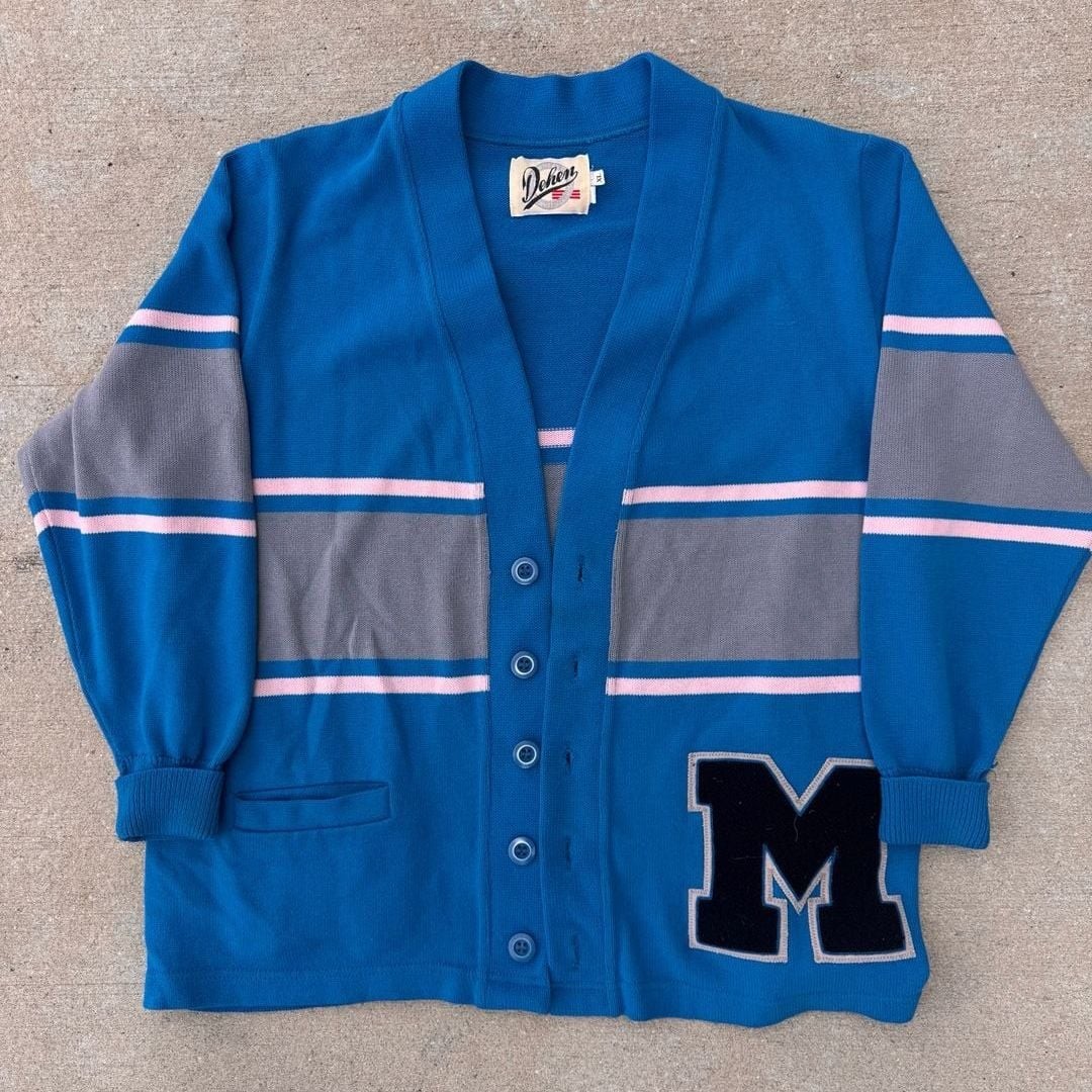 Vintage 80s Dehen Disney Store Size XL Cast Member Mickey Mouse Letterman