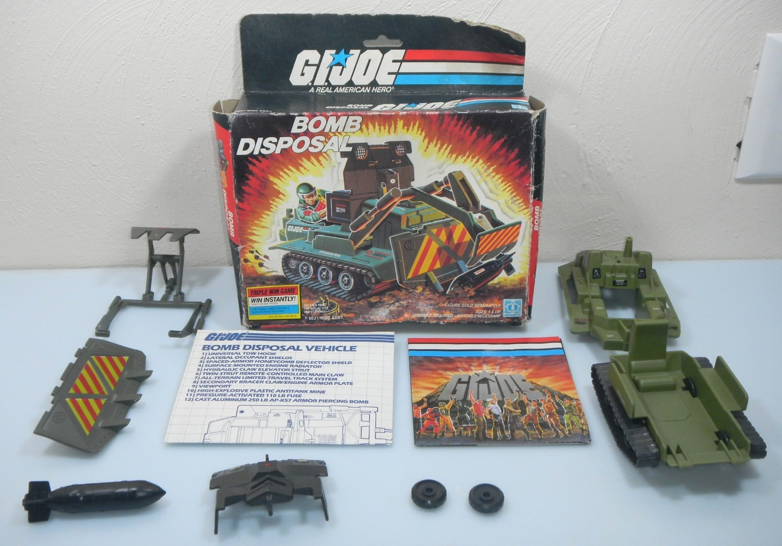 Vintage 1985 Bomb Disposal Vehicle G.I. GI Joe 100% Complete in Box 3.75 ARAH