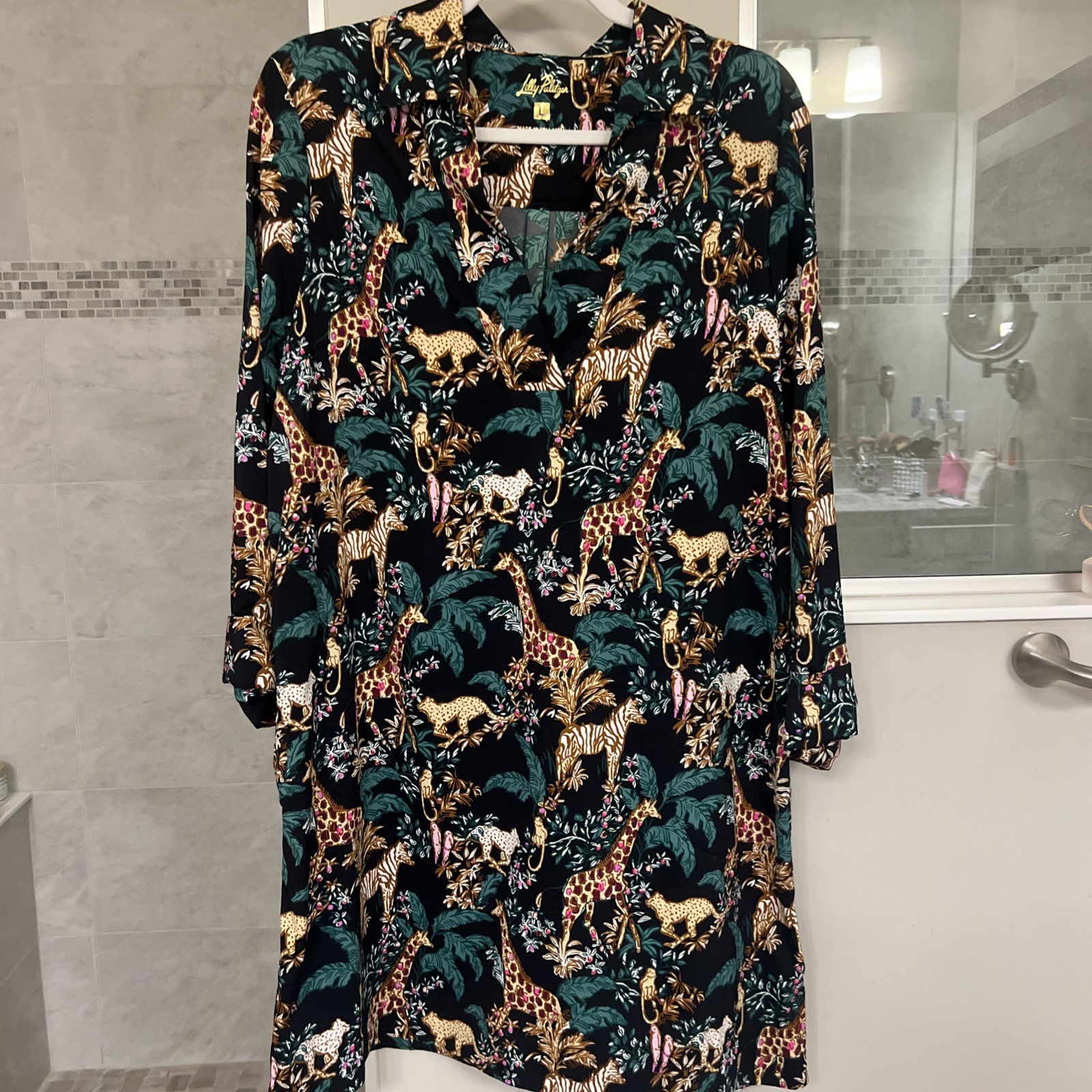 Lilly Pulitzer Chessie Dress M Dancing in the Moonlight UPF 50+ NWOT Resortwear Lilly Pulitzer Chessie Dress M Dancing in the Moonlight UPF 50+ NWOT Resortwear