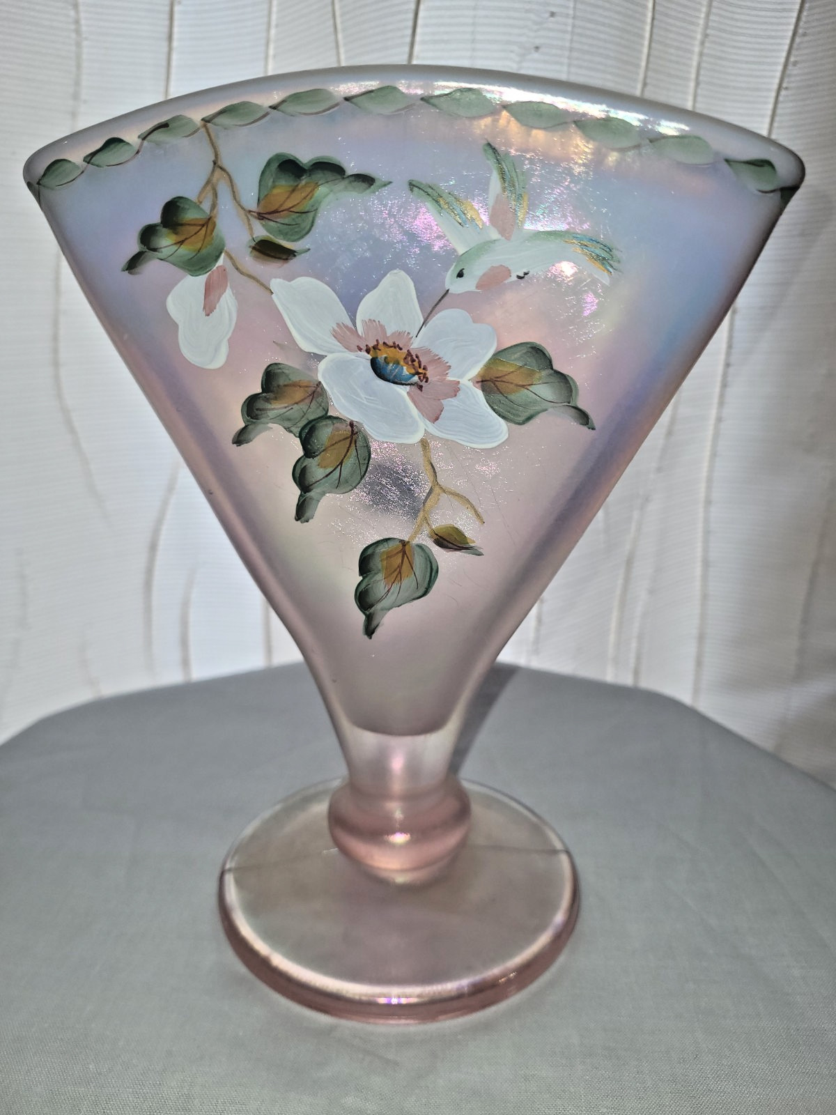 Fenton 1996 Ltd Ed Fan Vase HP By P Hayhurst Signed Bill Fenton #486 Hummingbird