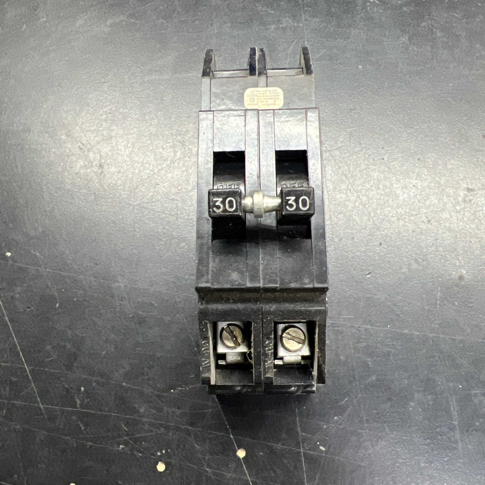 ZINSCO SYLVANIA CHALLENGER GTE Q230 2 Pole 30 AMP Type Q QC Circuit Breaker ZINSCO SYLVANIA CHALLENGER GTE Q230 2 Pole 30 AMP Type Q QC Circuit Breaker