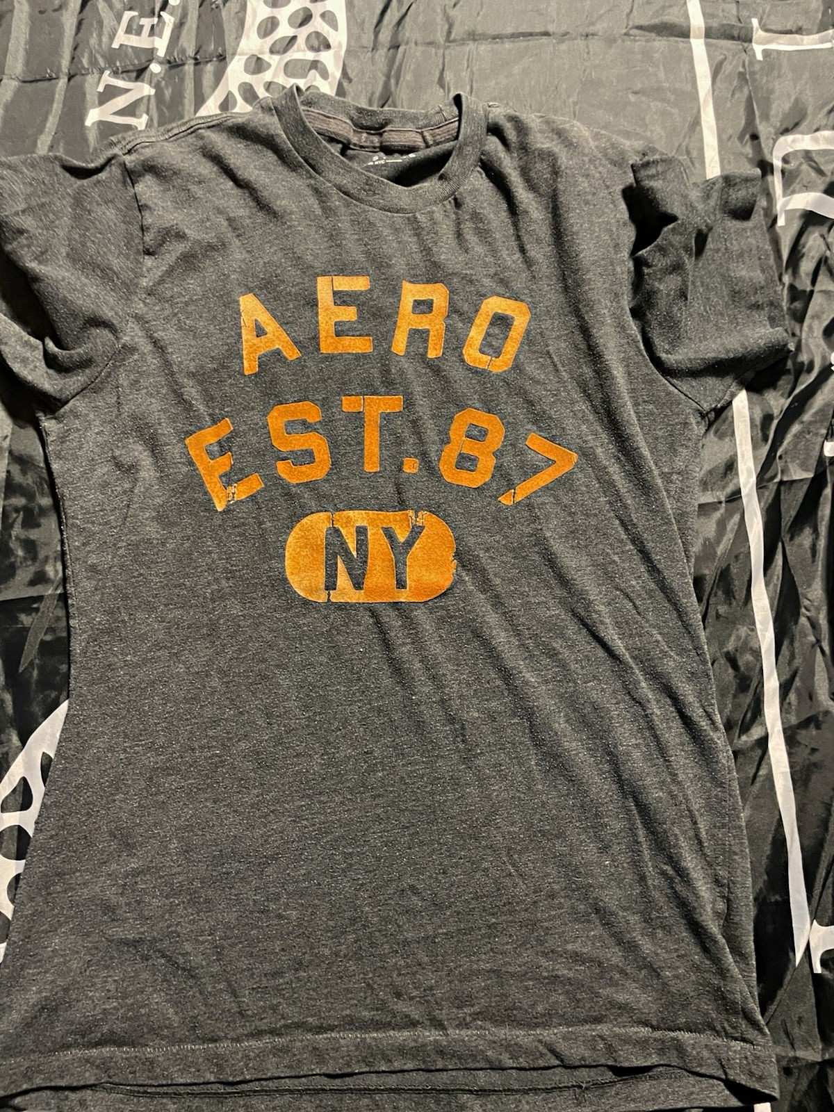 Aéropostale Men’s S Gray Cotton Crew Neck Short Sleeve Graphic Logo Tee Aéropostale Men’s S Gray Cotton Crew Neck Short Sleeve Graphic Logo Tee