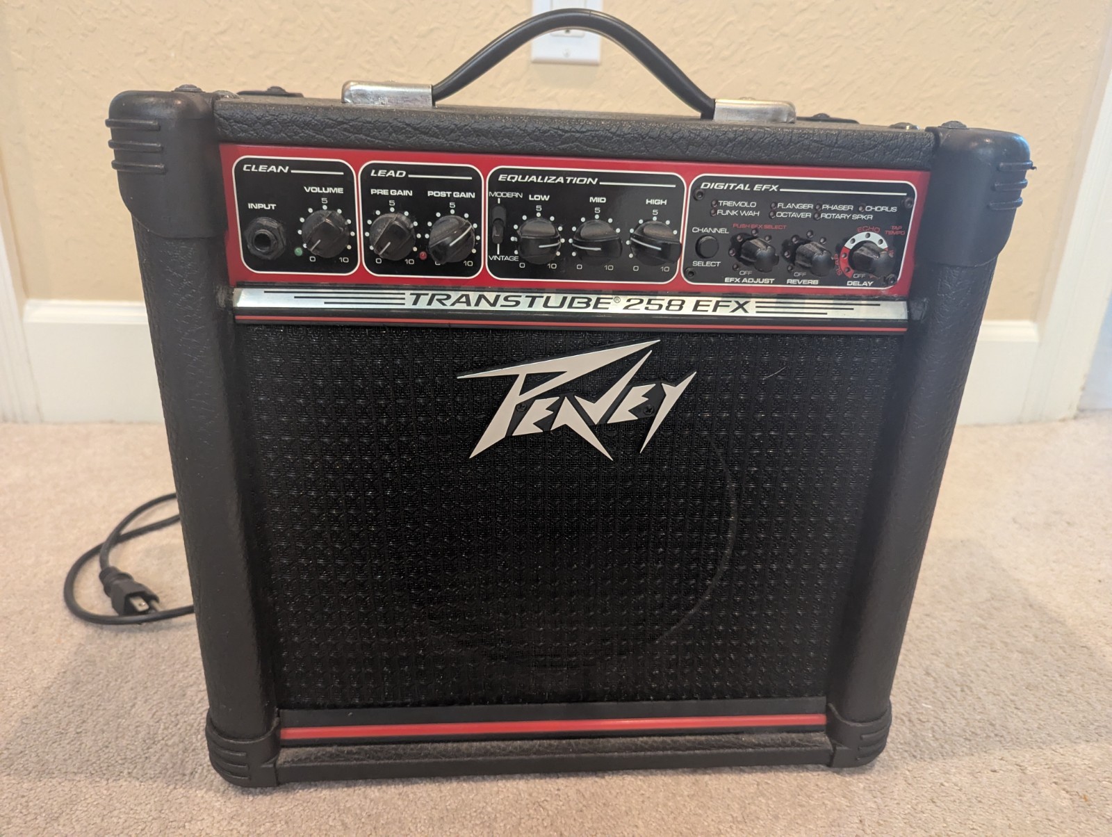 Peavey TransTube 258 EFX Guitar Amplifier 