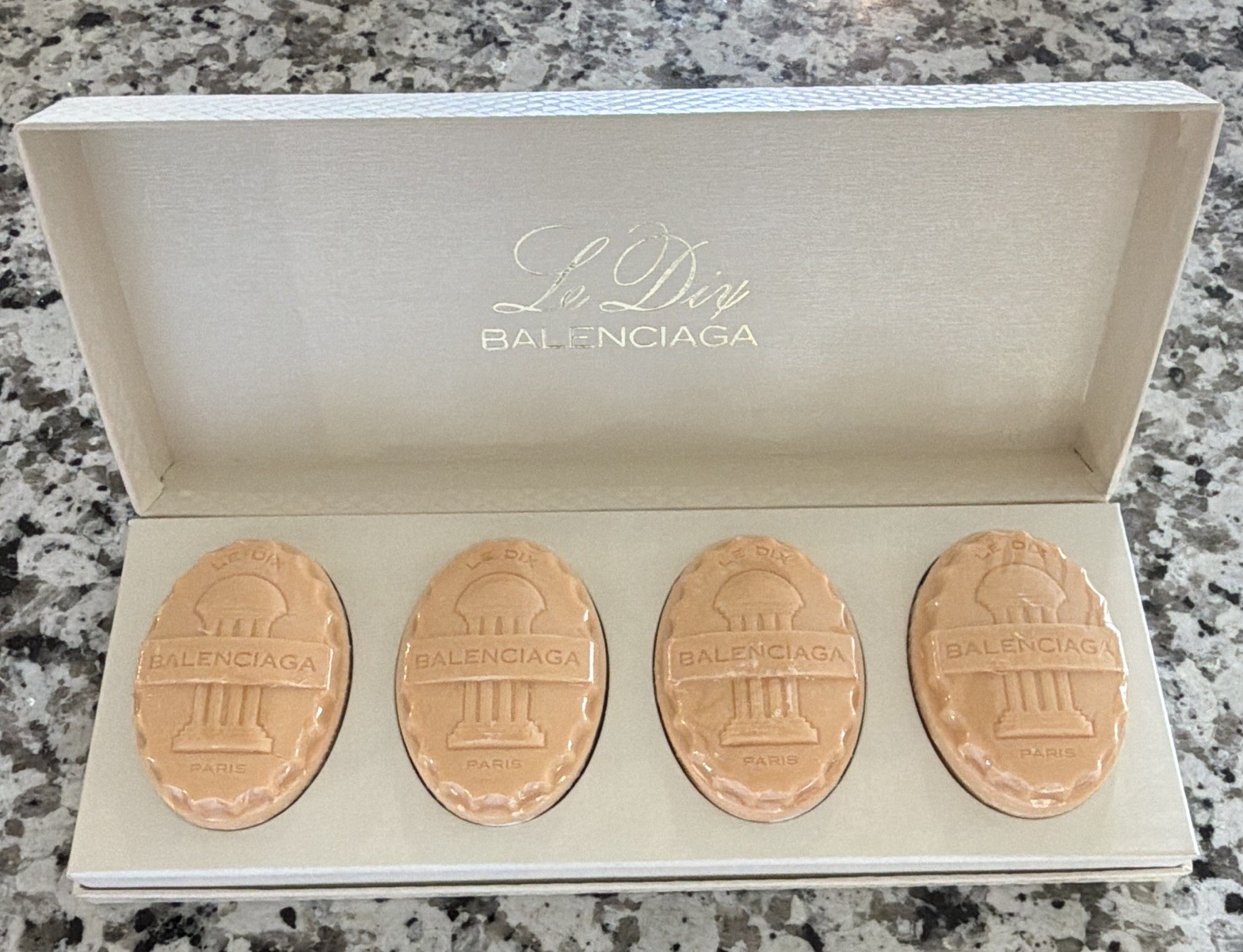 Balenciaga Le Dix Parfum Savon Pour Le Bain Boxed Set 4 Oval Soap Discs