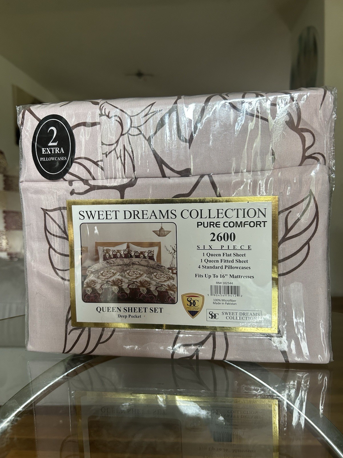 Sweet Dreams Queen Sheet Set in Light Pink with Floral Outline