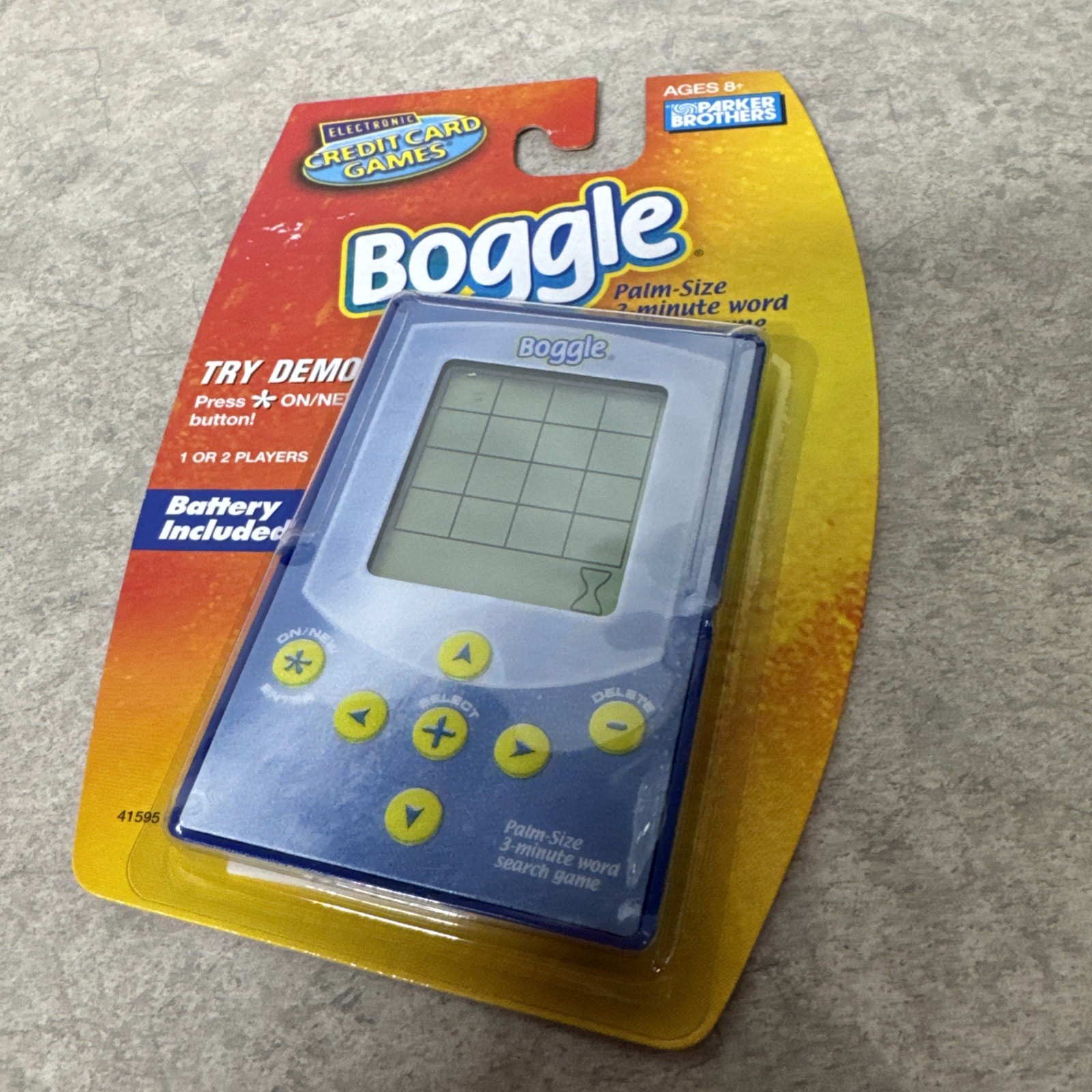 2003 Vtg Hasbro Boggle Hand Held Electronic Credit Card Game Slim Size U11